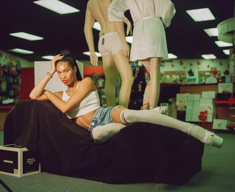 Karlie-12.webp