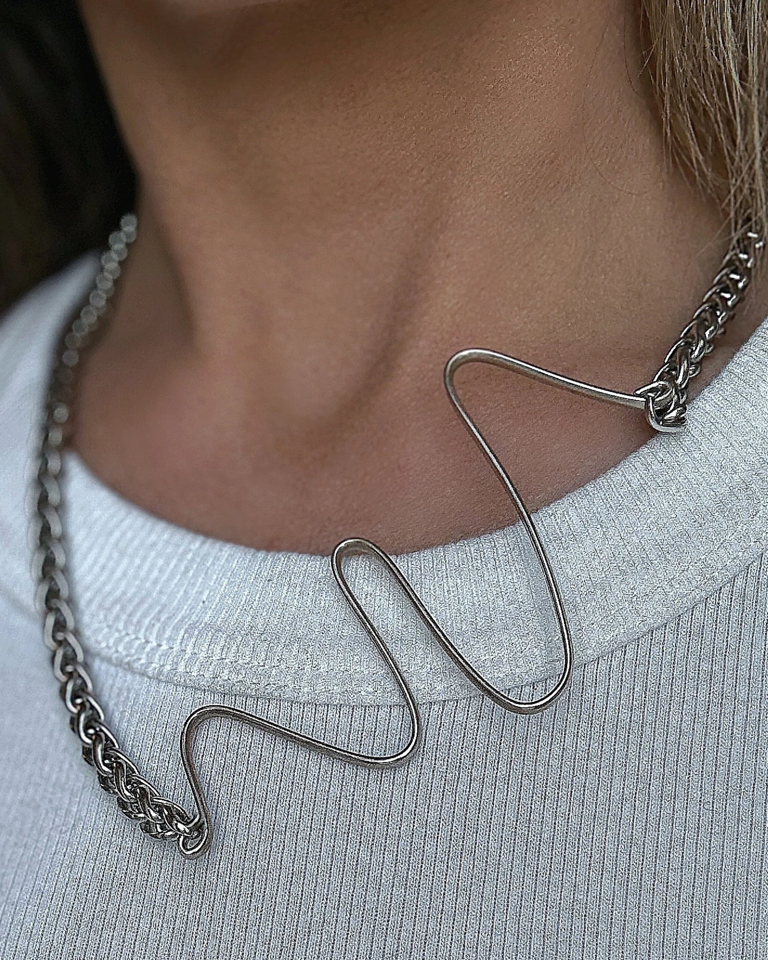 vibrationalnecklace.jpg