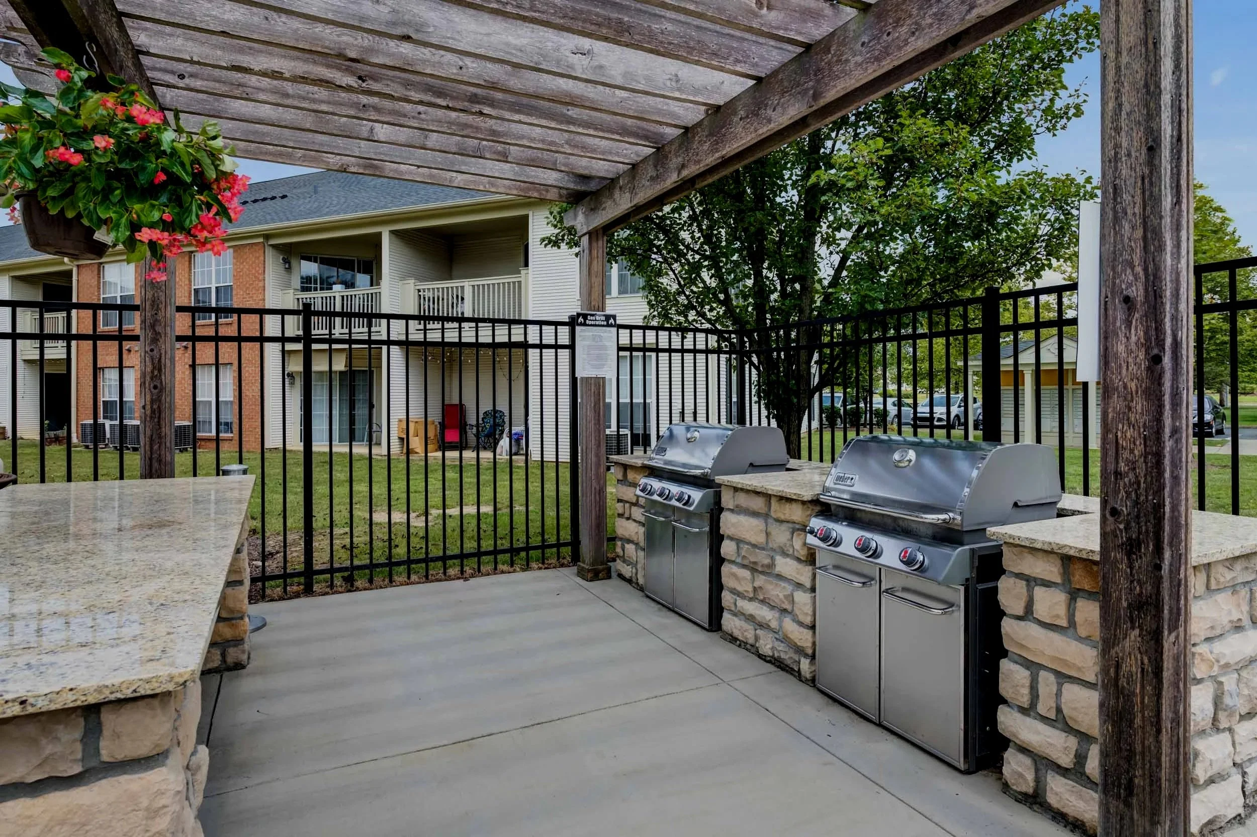 Ecco Park Apartments in Canal Winchester, OH | Resident Lounge