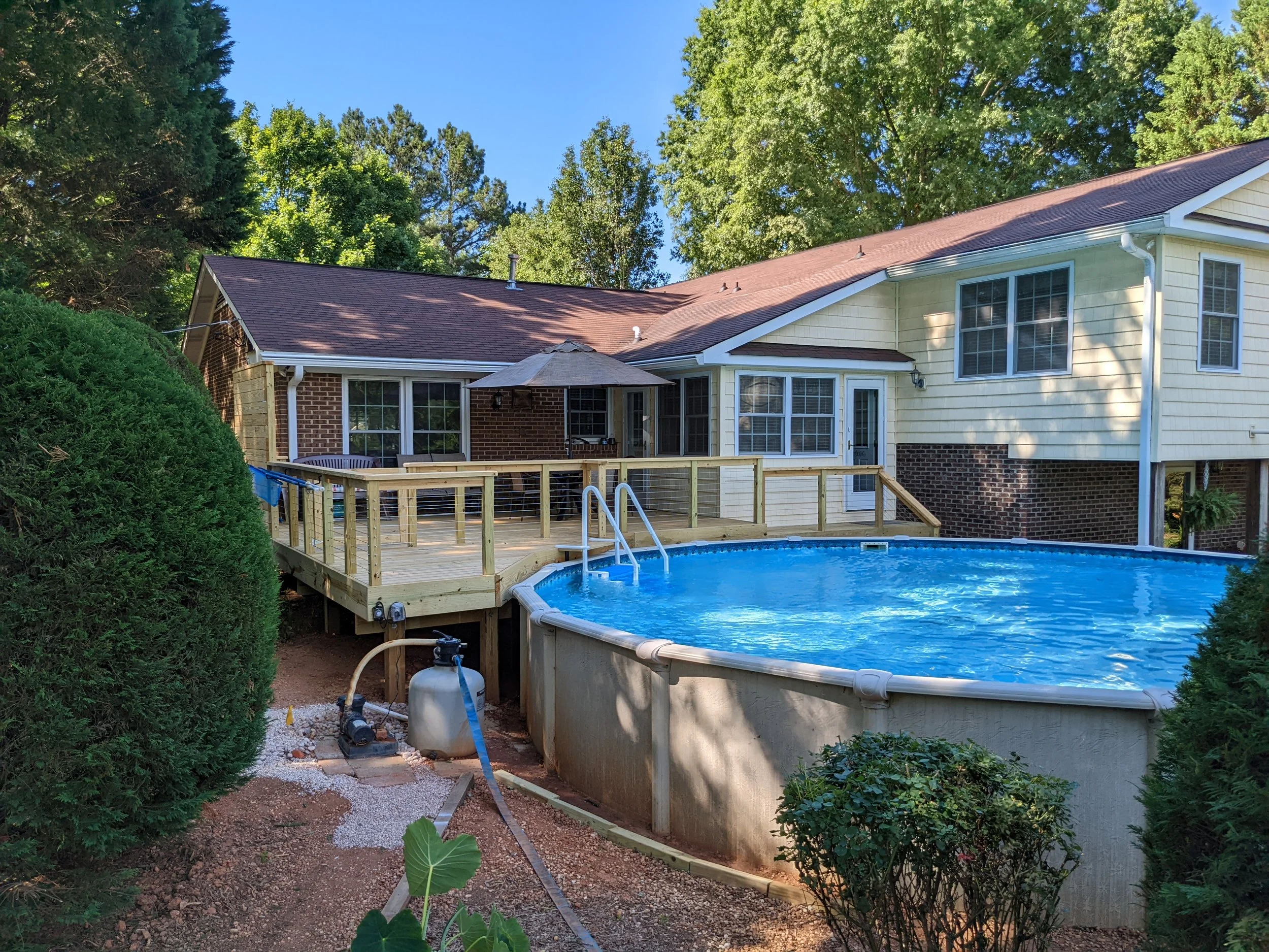 Barnesdale Pool Deck, Cable Railing