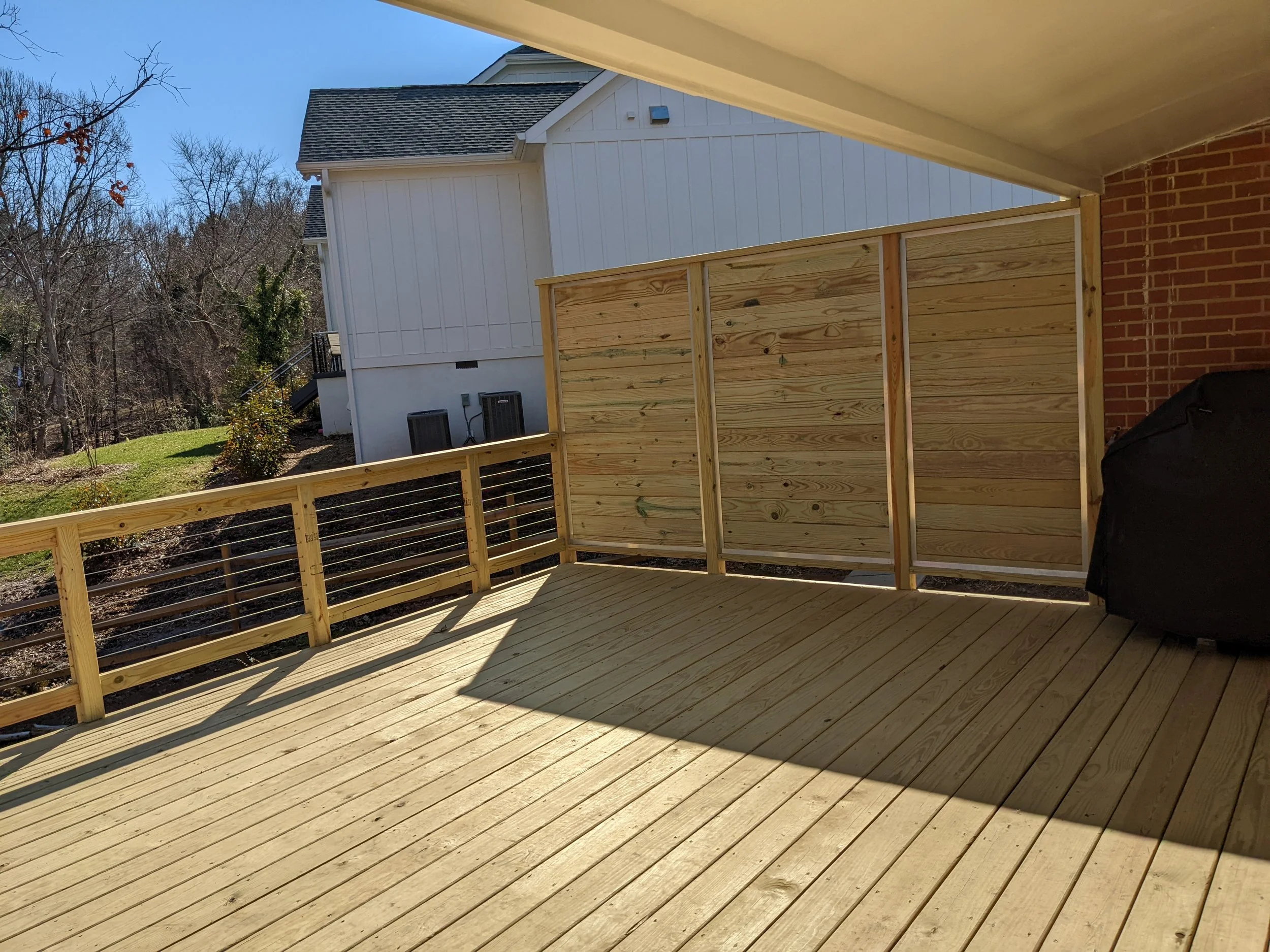 Wilby Second Story deck, Privacy Wall, Cable Railing.