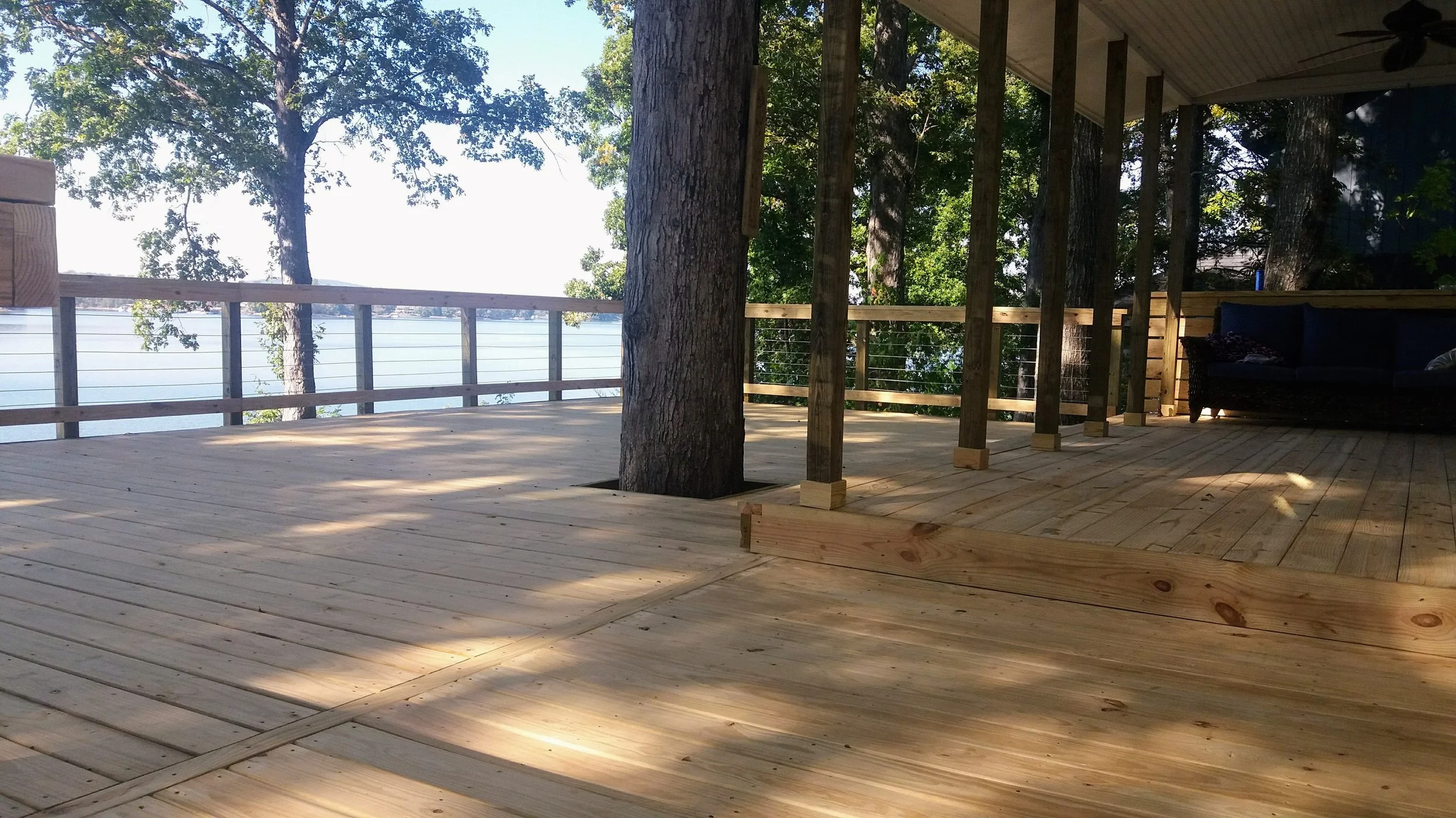 Lake Wylie Large Deck, Cable Railing
