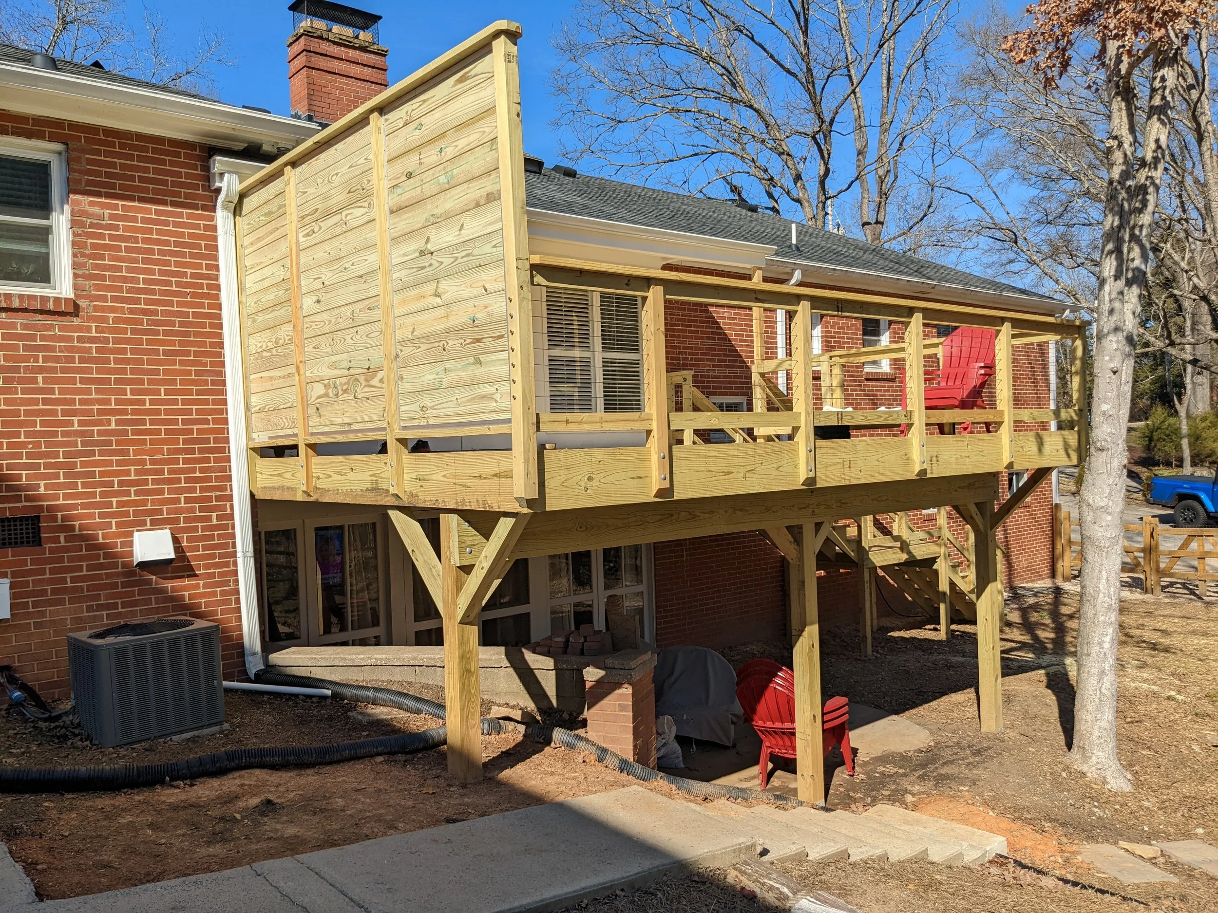 Wilby Second Story deck, Privacy Wall, Cable Railing.
