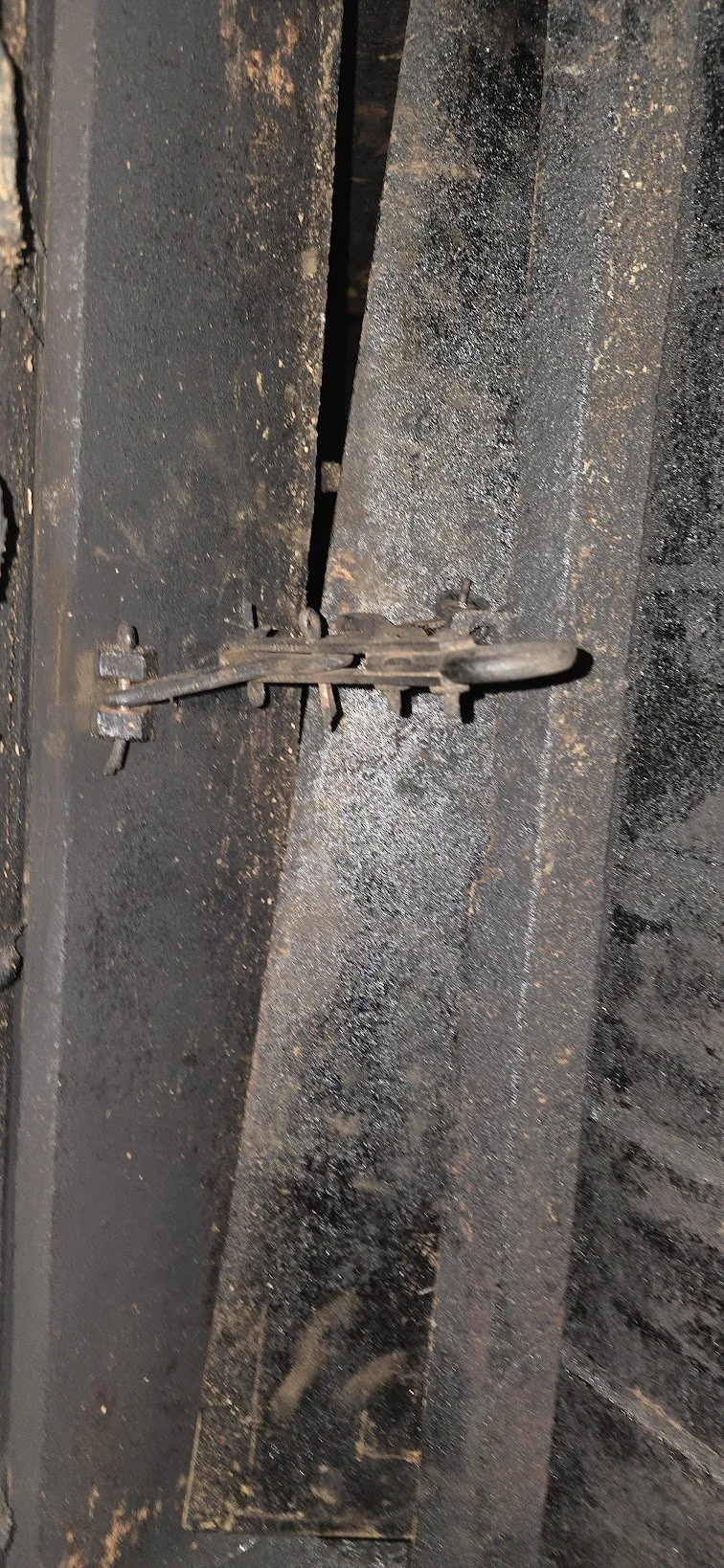 furnace_interior_soot_corrosion_latch.jpg