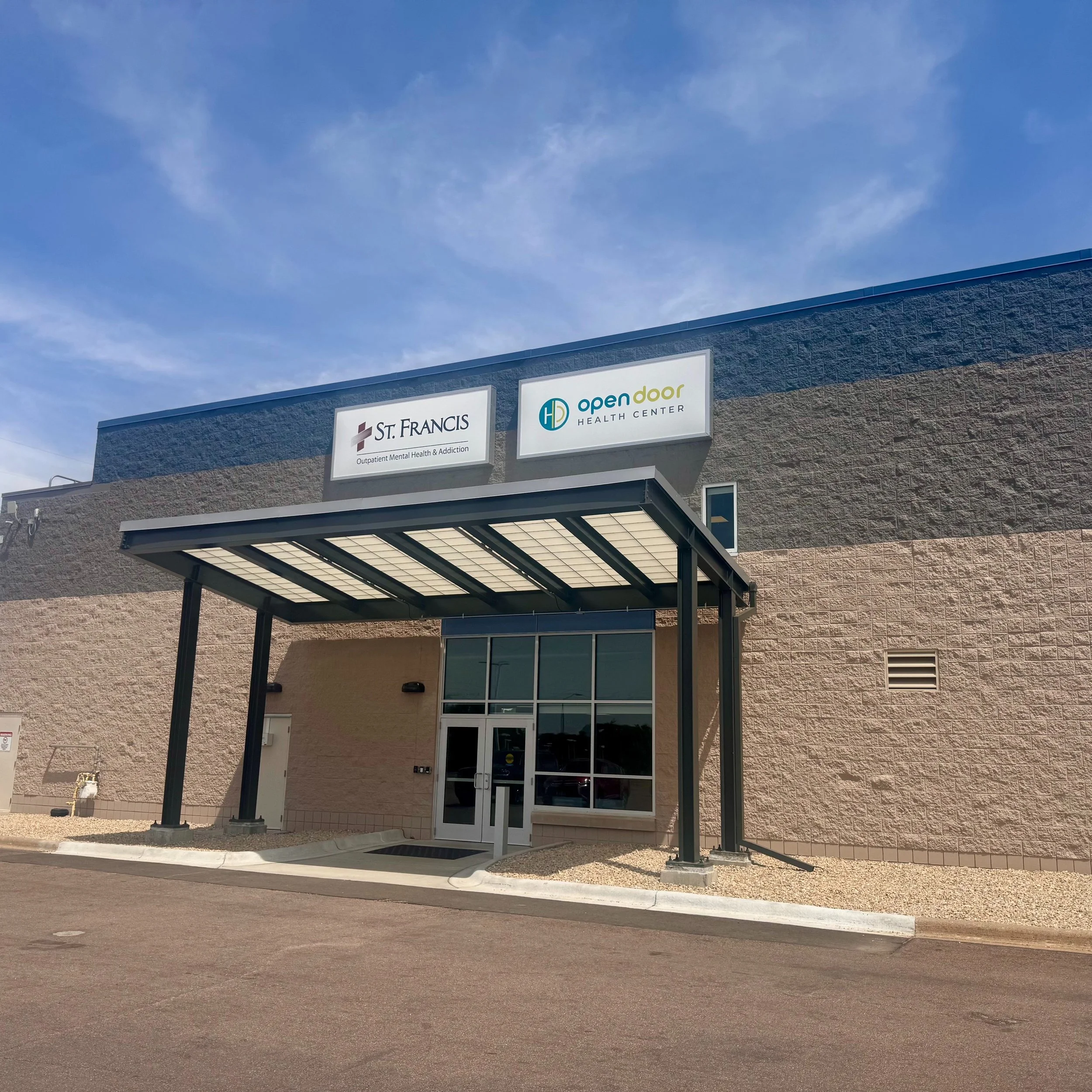 📢✨ Shakopee, have you heard the news? ✨📢

There&rsquo;s a new clinic in town!

Did you know that Open Door Health Center&rsquo;s new Shakopee location offers medical, dental, and behavioral health services for individuals and families of all ages&m