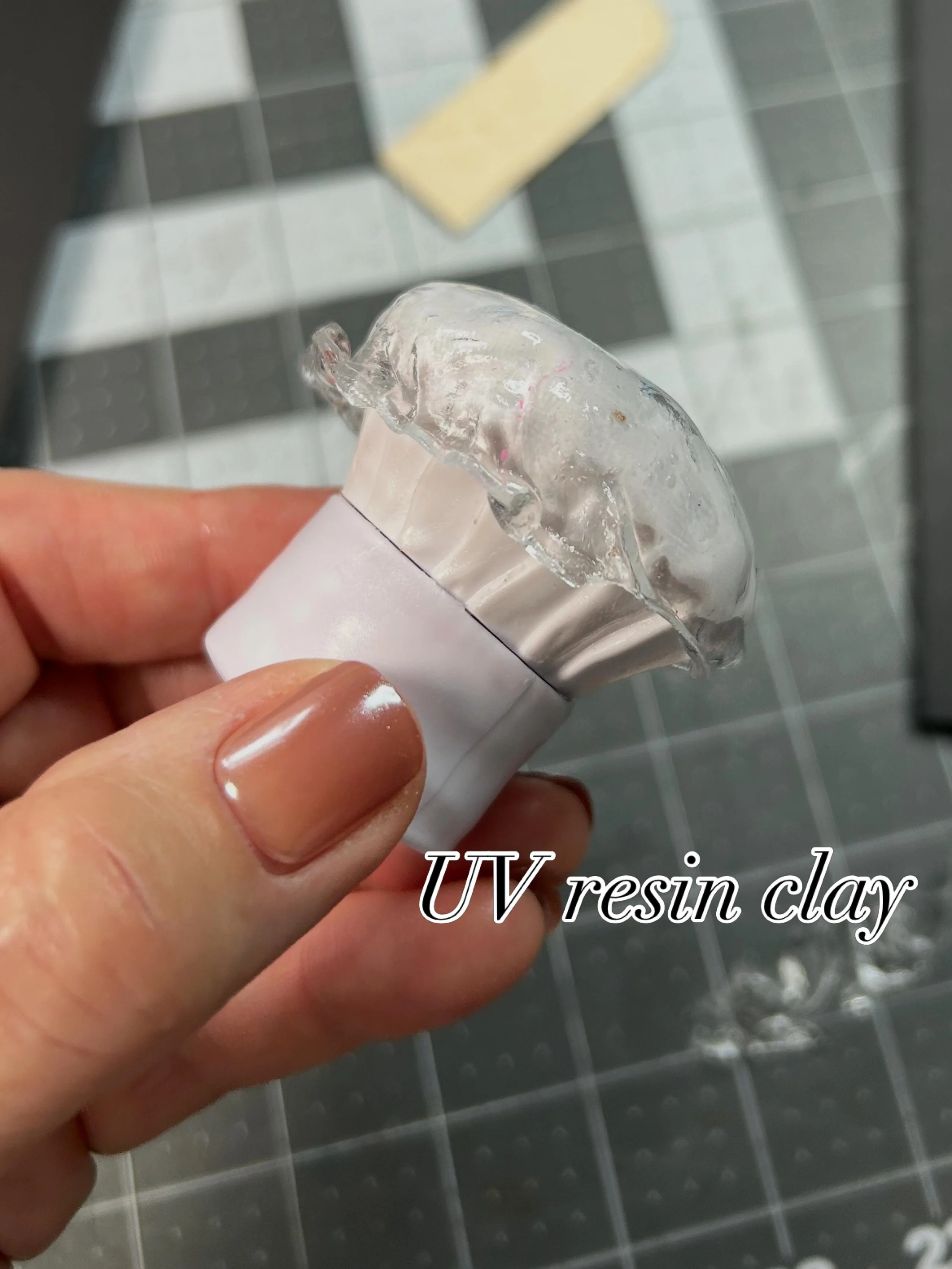 #midcenturymodernminiatures #miniature #handcrafted #diorama #minilife DawnsKittyCity.com