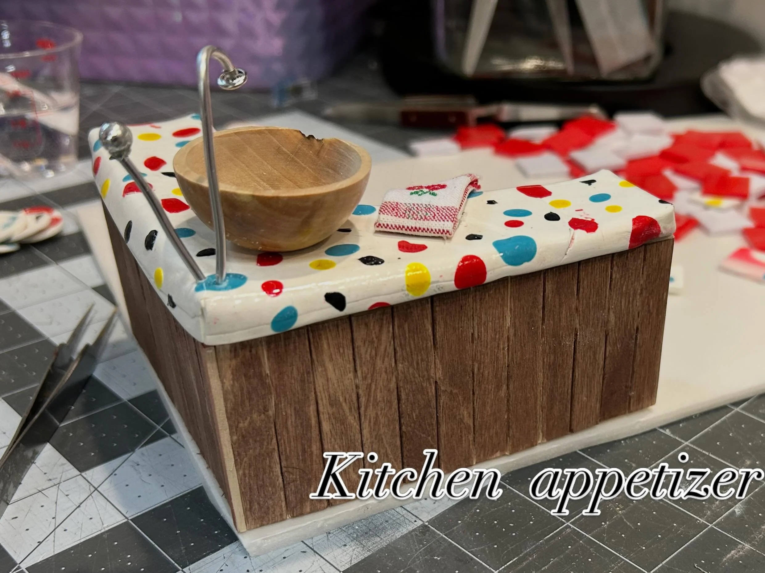 The MCM do-over has begun! #miniature #dollhouse #mcmmini #dawnskittycity #minilife