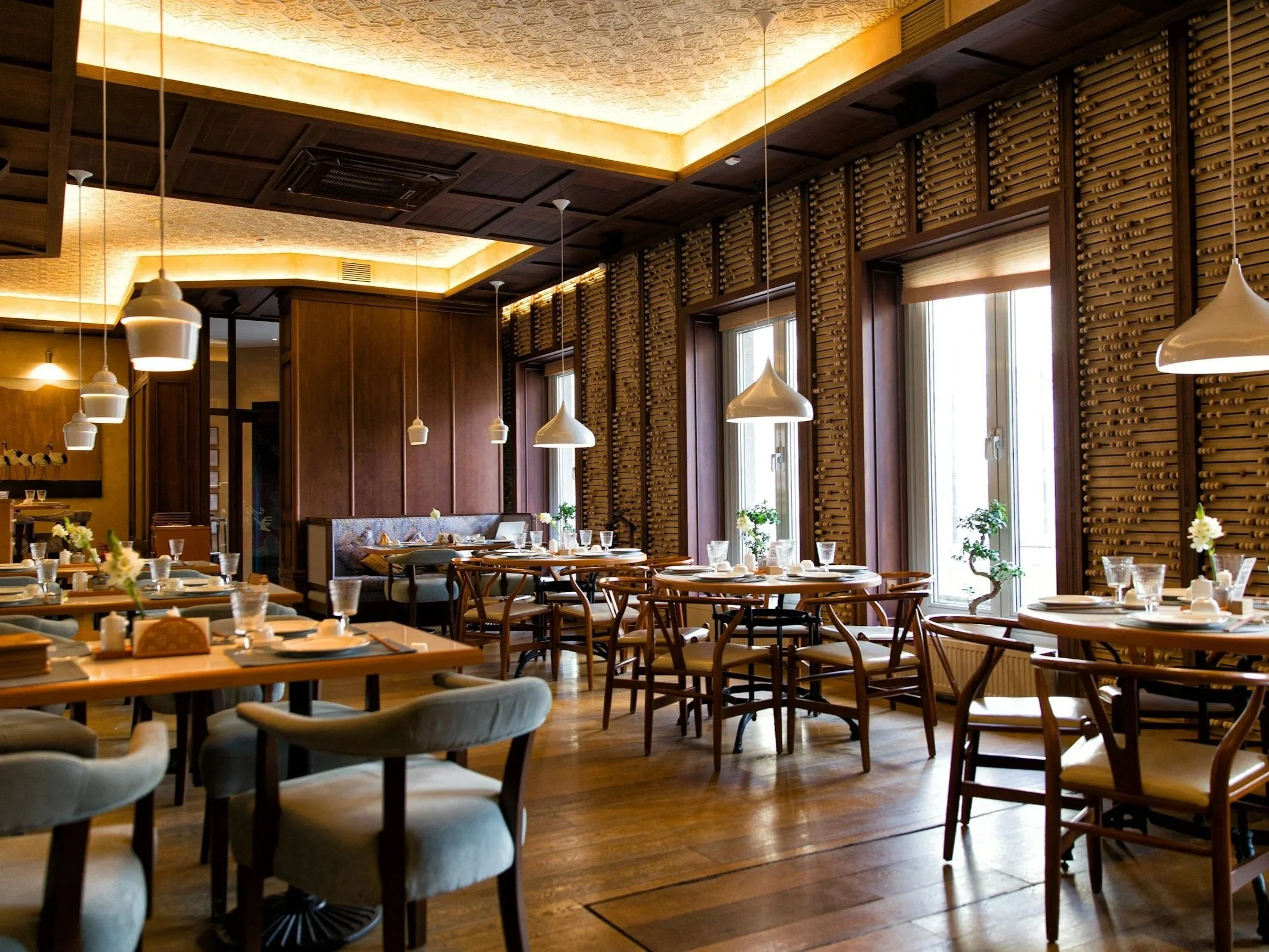 Hospitality – elegant restaurant dining room