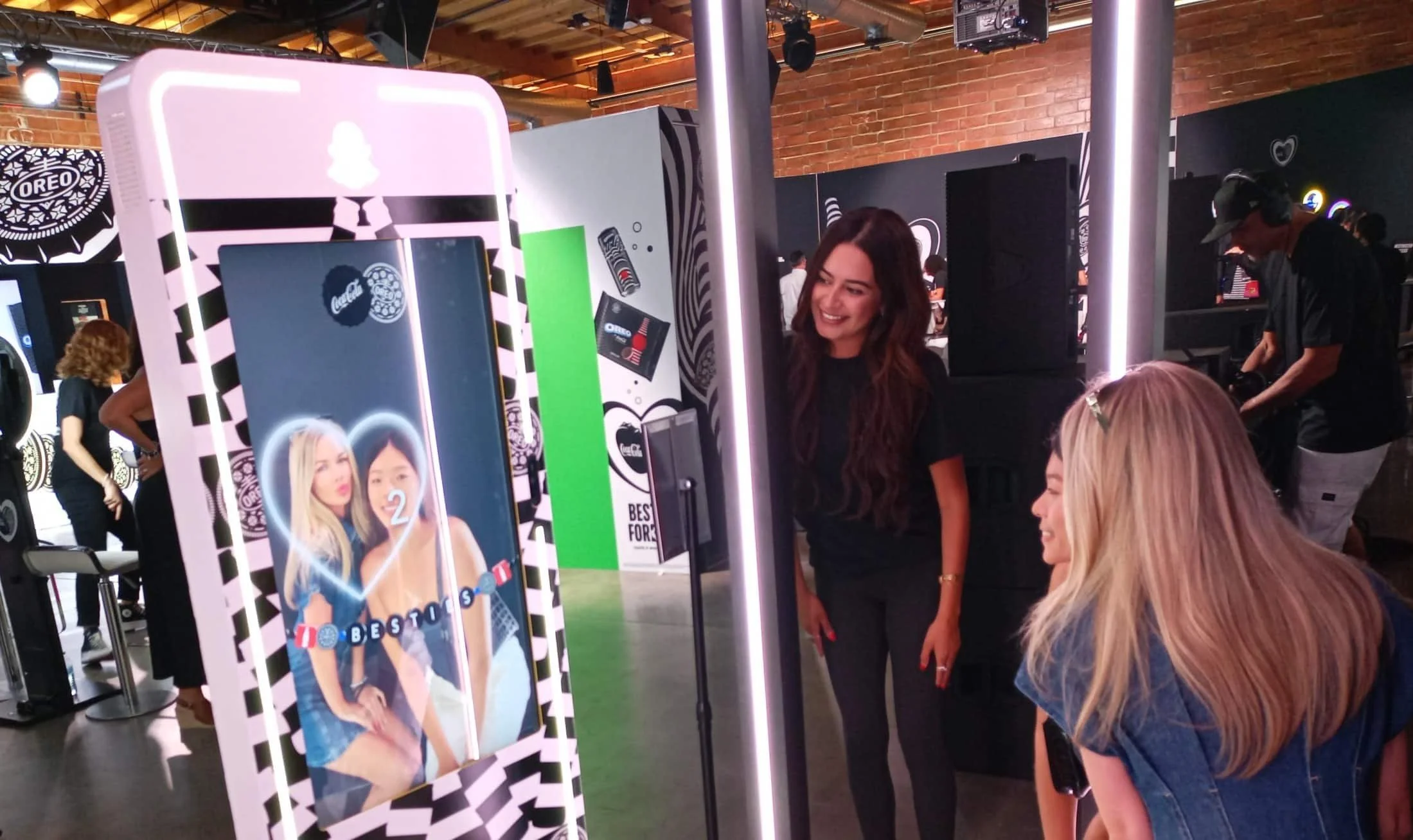 AR/VR EXPERIENCE FOR SNAP