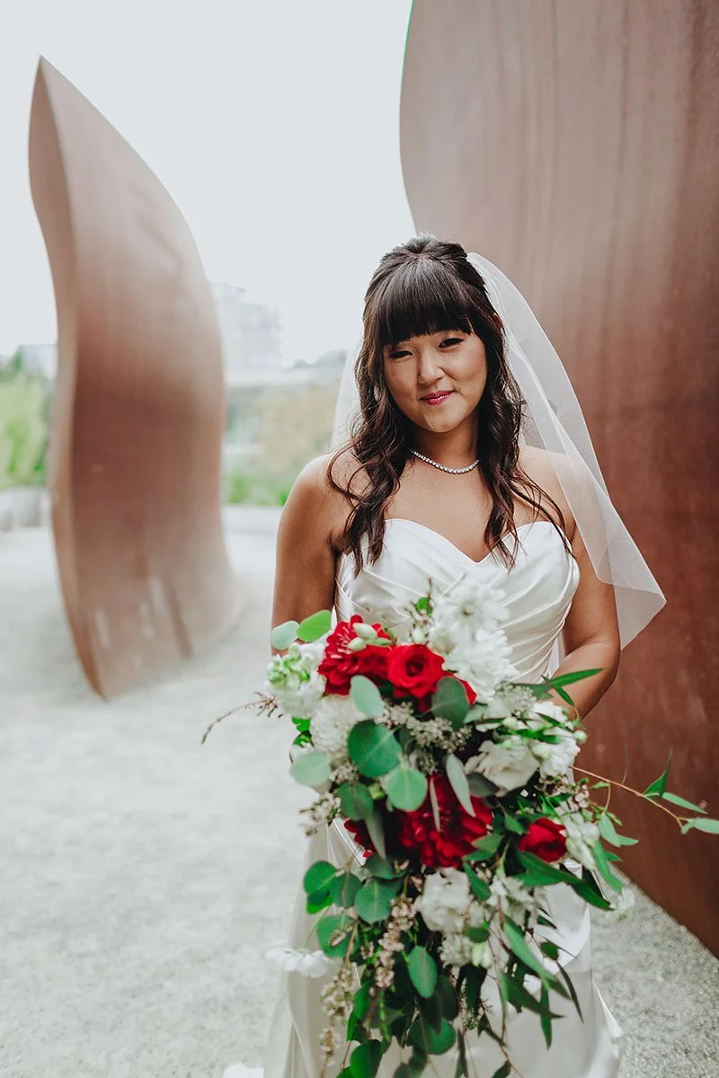 CB_Seattle_Aquarium_Wedding_KristaWelch_Portraits-00065.jpg