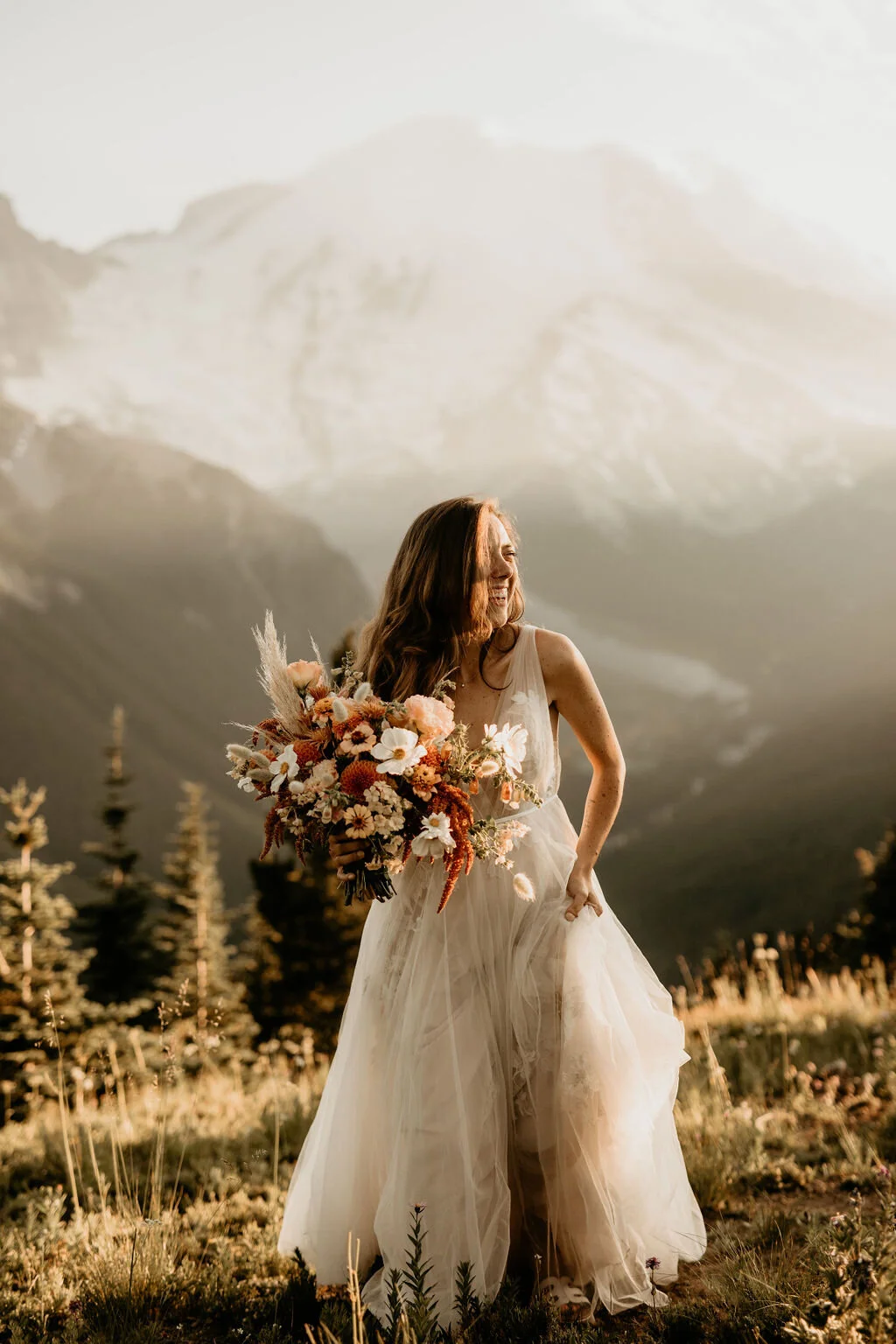 mt-rainier-sunrise-elopement-photographer-breeanna-lasher-373.jpg