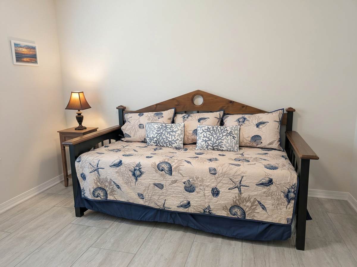 Vacation Emerald Coast Interior Daybed.png