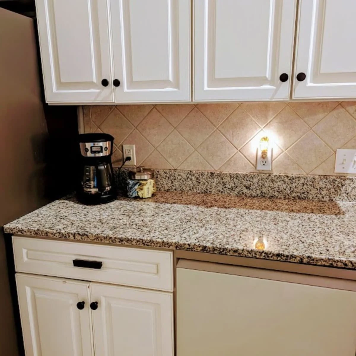 Vacation Emerald Coast Interior Kitchen.jpeg