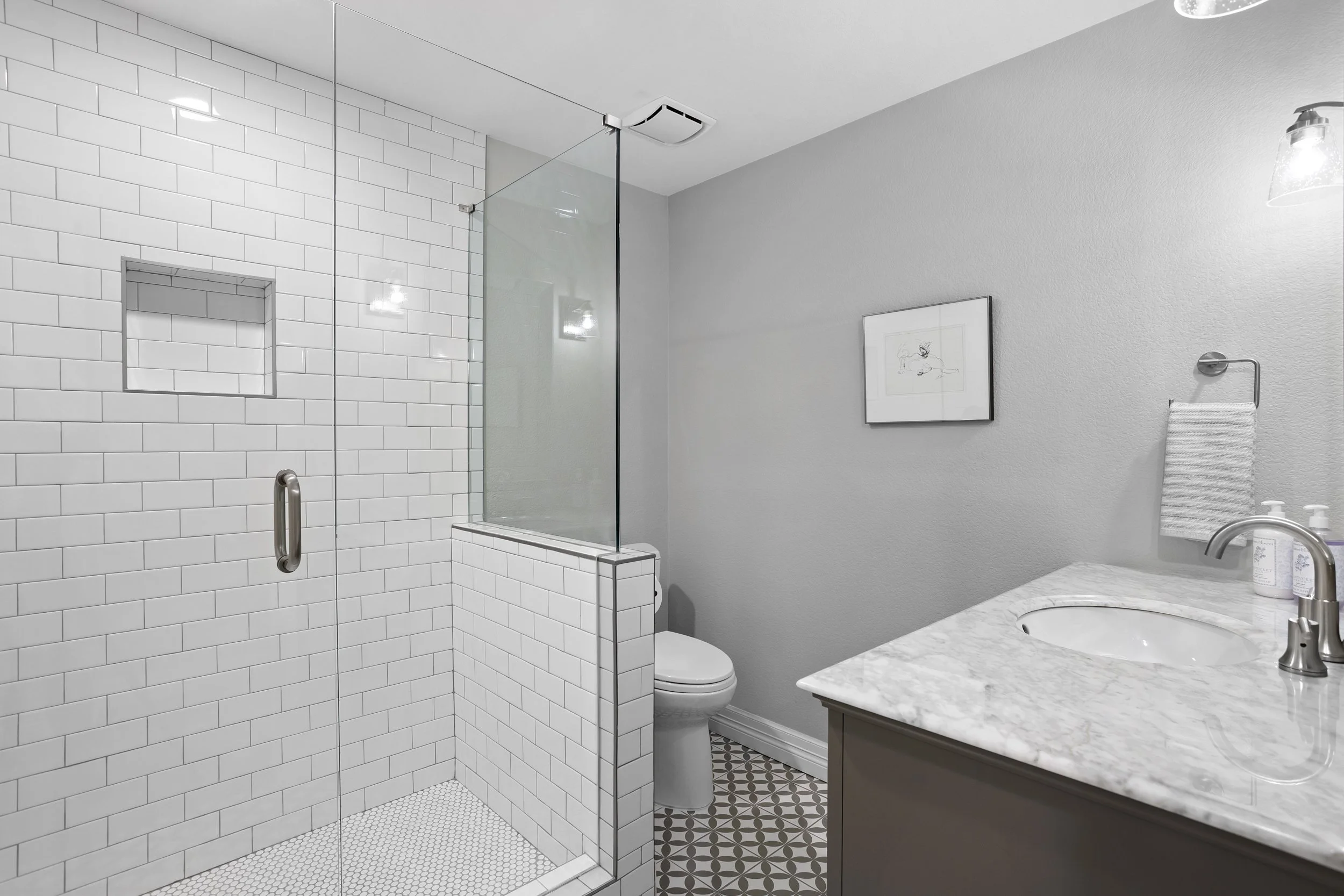 8598_E50thAve_WS_0028_.jpg