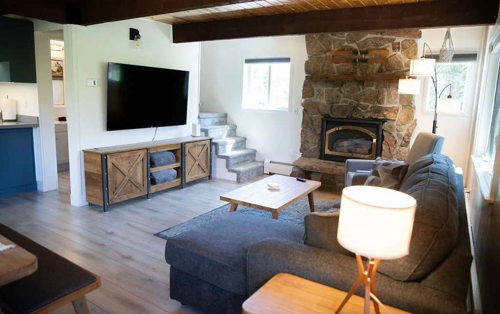 Living space to upstairs
