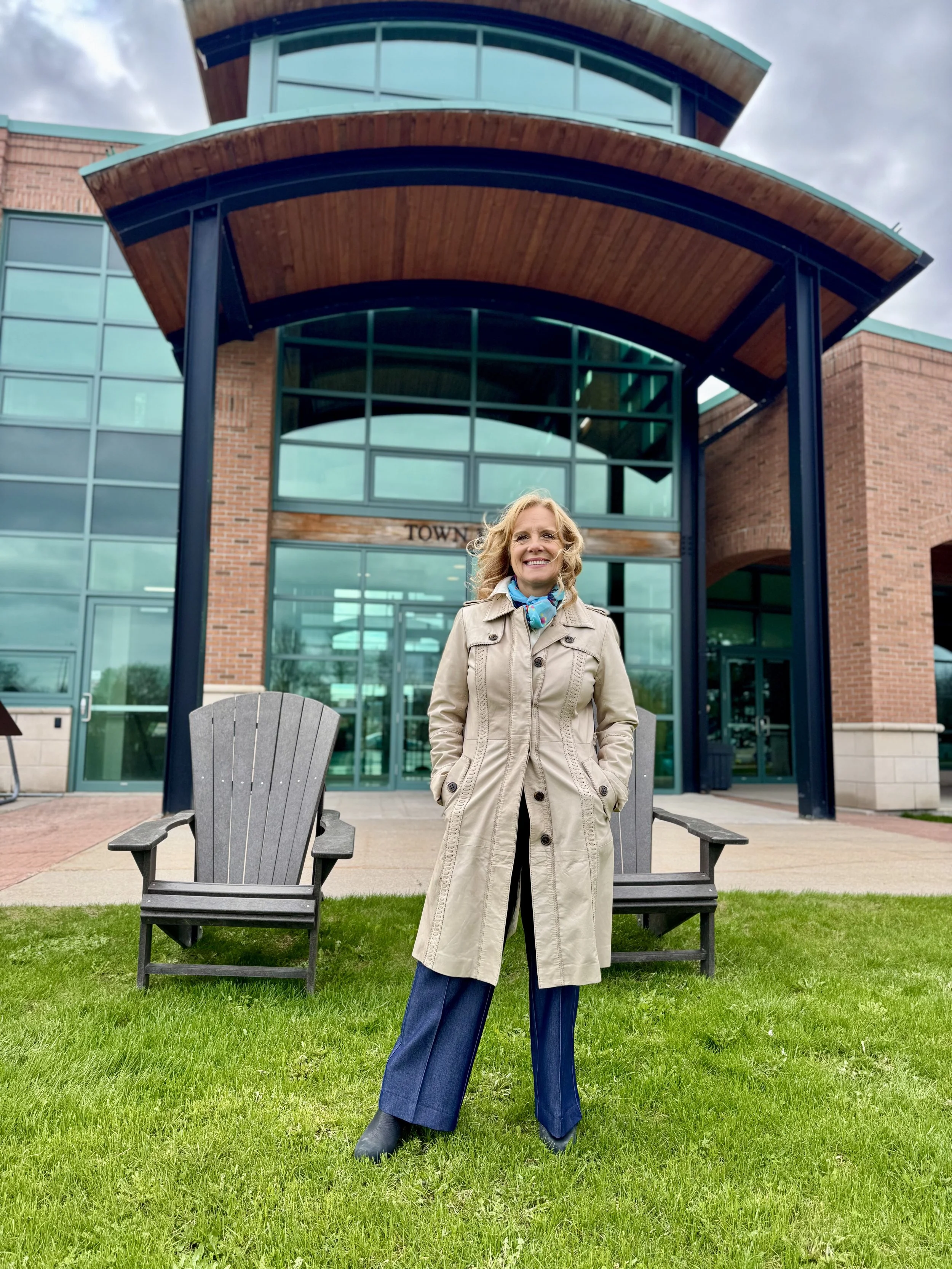 Marni Moreau is running for Mayor of The Town of the Blue Mountains. 