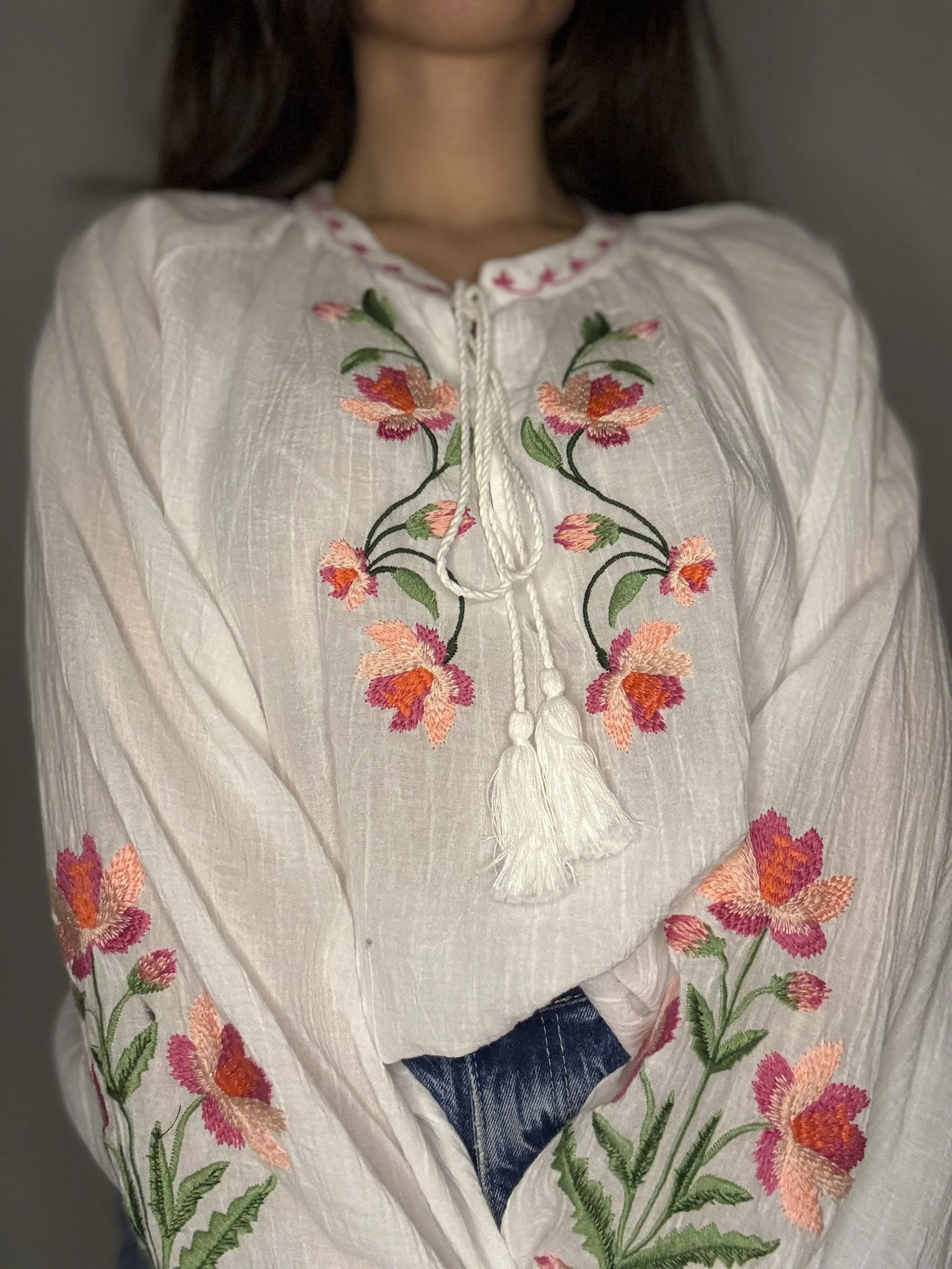 Blouse Brodée Femme - Style Bohème Chic et Fleurs Colorées