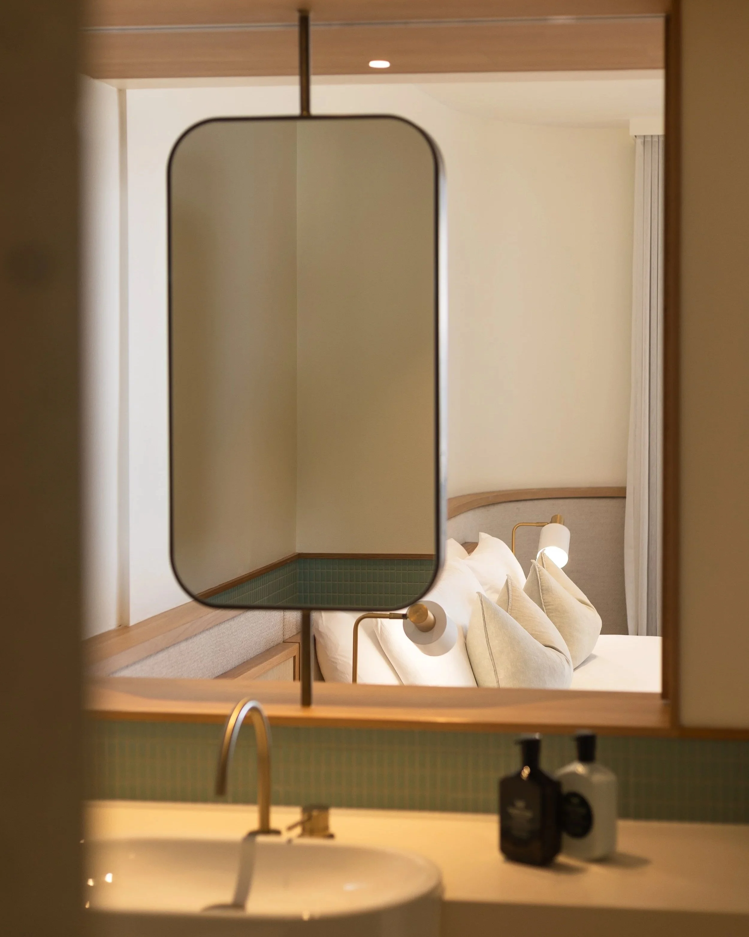 the-surf-yamba-bathroom-design-hotel