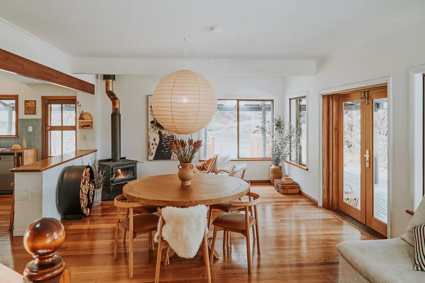 Architect-designed Airbnb overlooking the Northern Rivers landscape