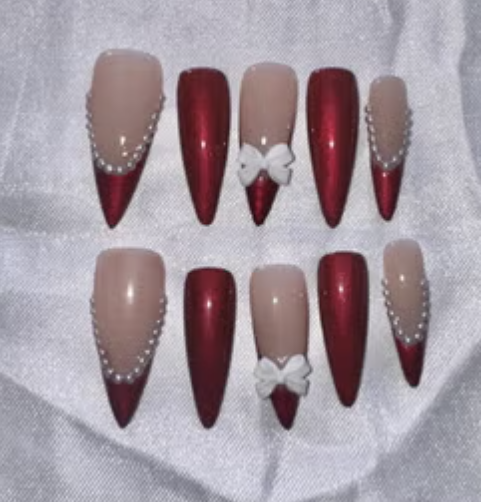 Stiletto Nails $30