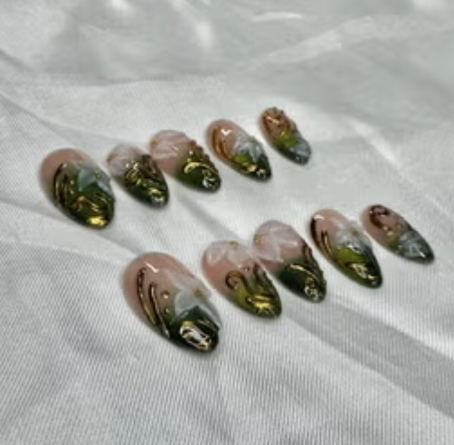 Almond Nails $40