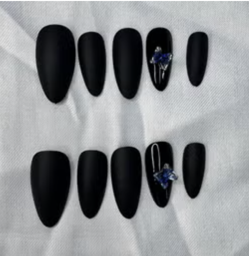 Almond Nails $15