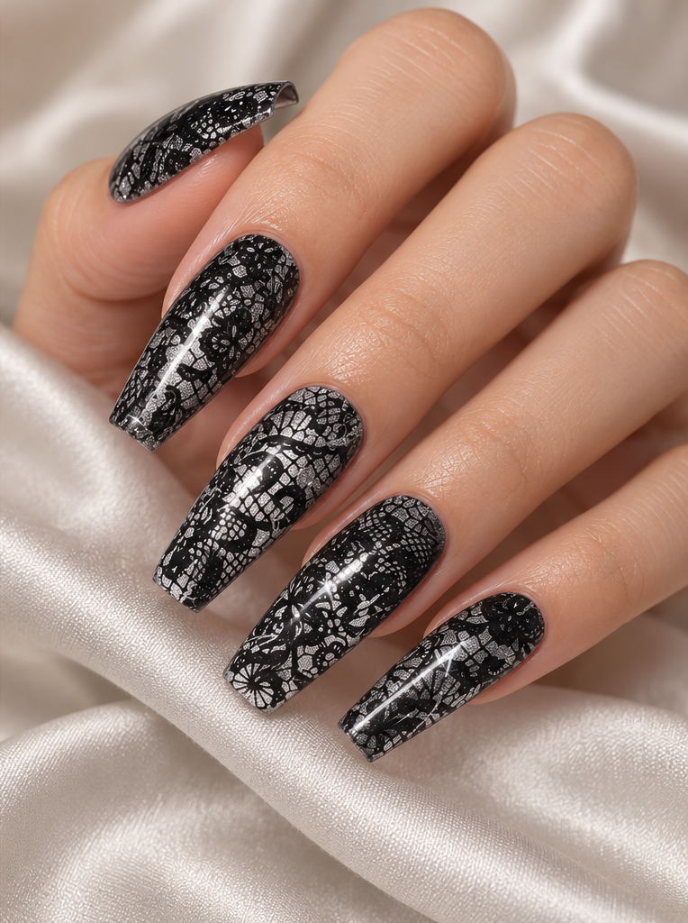 Elegant Lace Nail Wraps