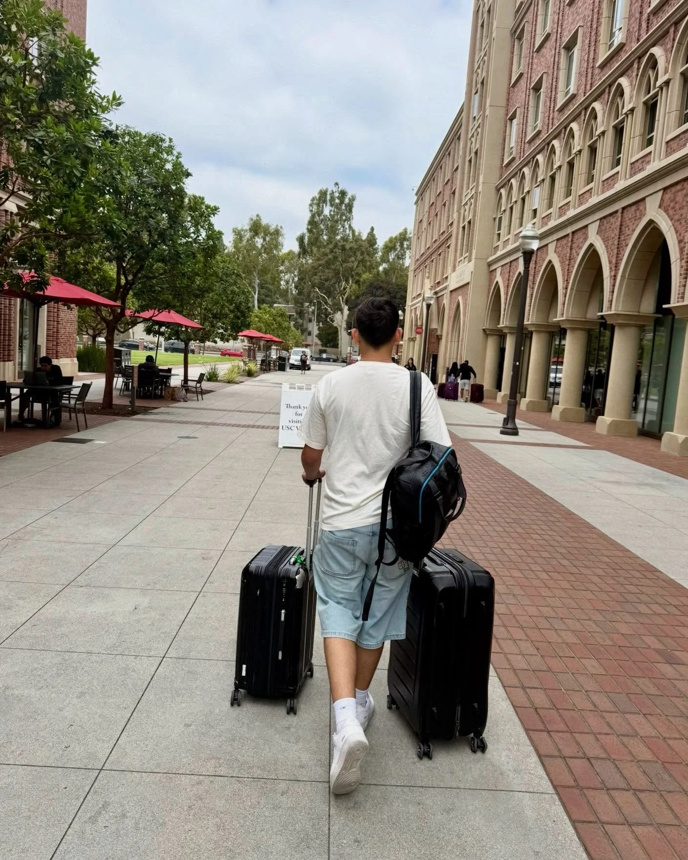 Excited to be back at the USC SCA summer program in just a few weeks! This will be my second time as a  @scasummer student and I cant wait for what it will bring! Here&rsquo;s a look back at my USC summer 2025...✌🏻