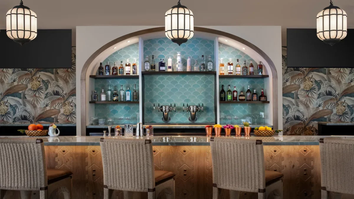 bar.webp