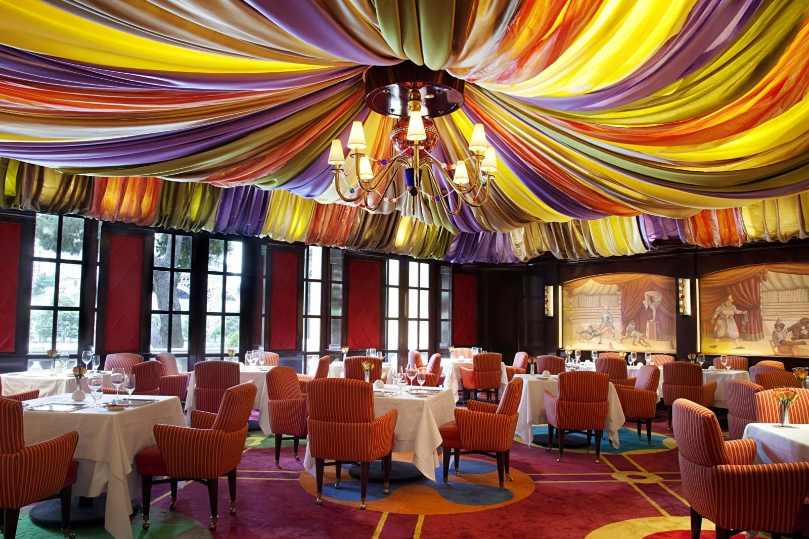 le cirque.jpeg