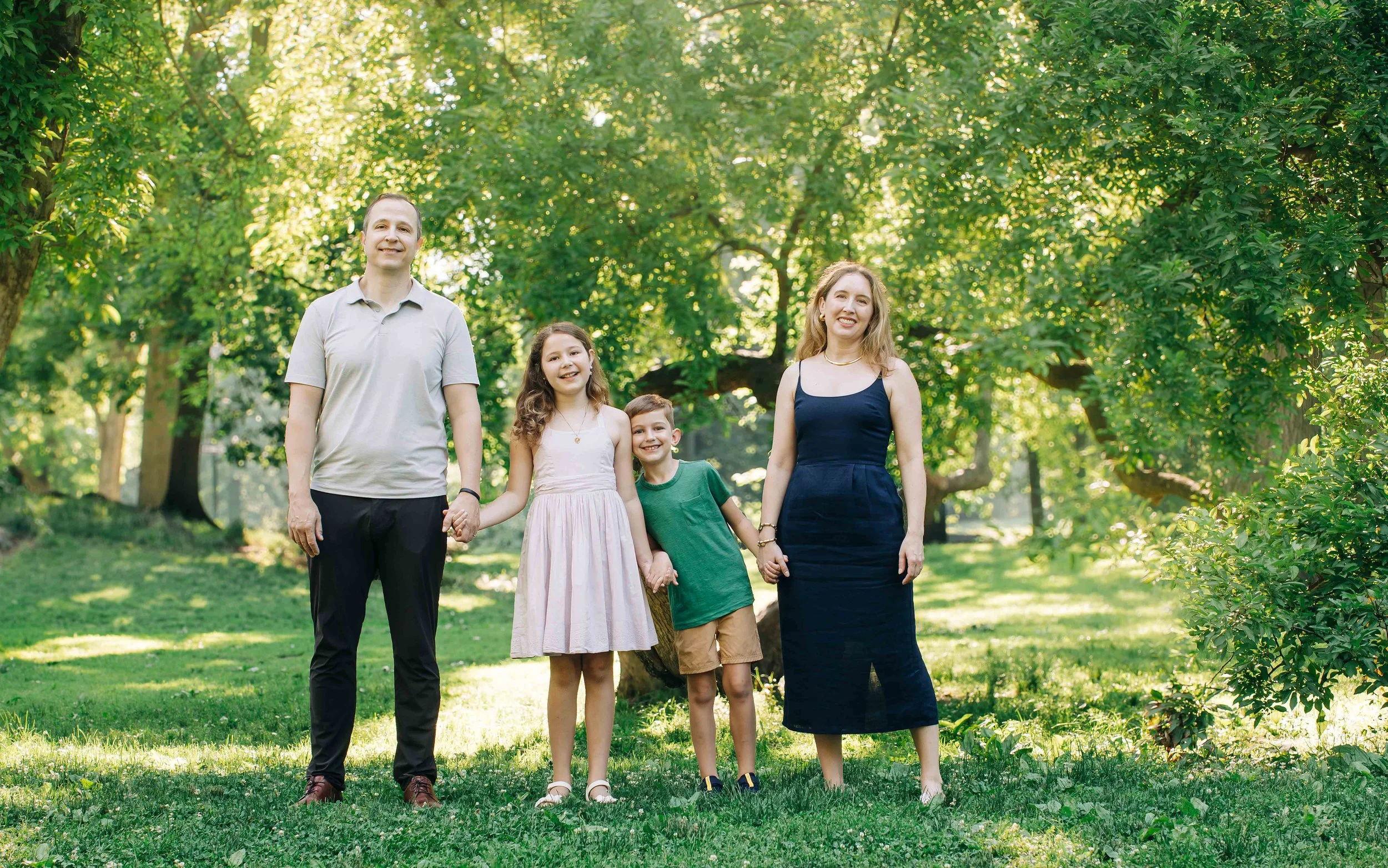 Why Fall Isn't the Only Time to Take Family Photos in NYC