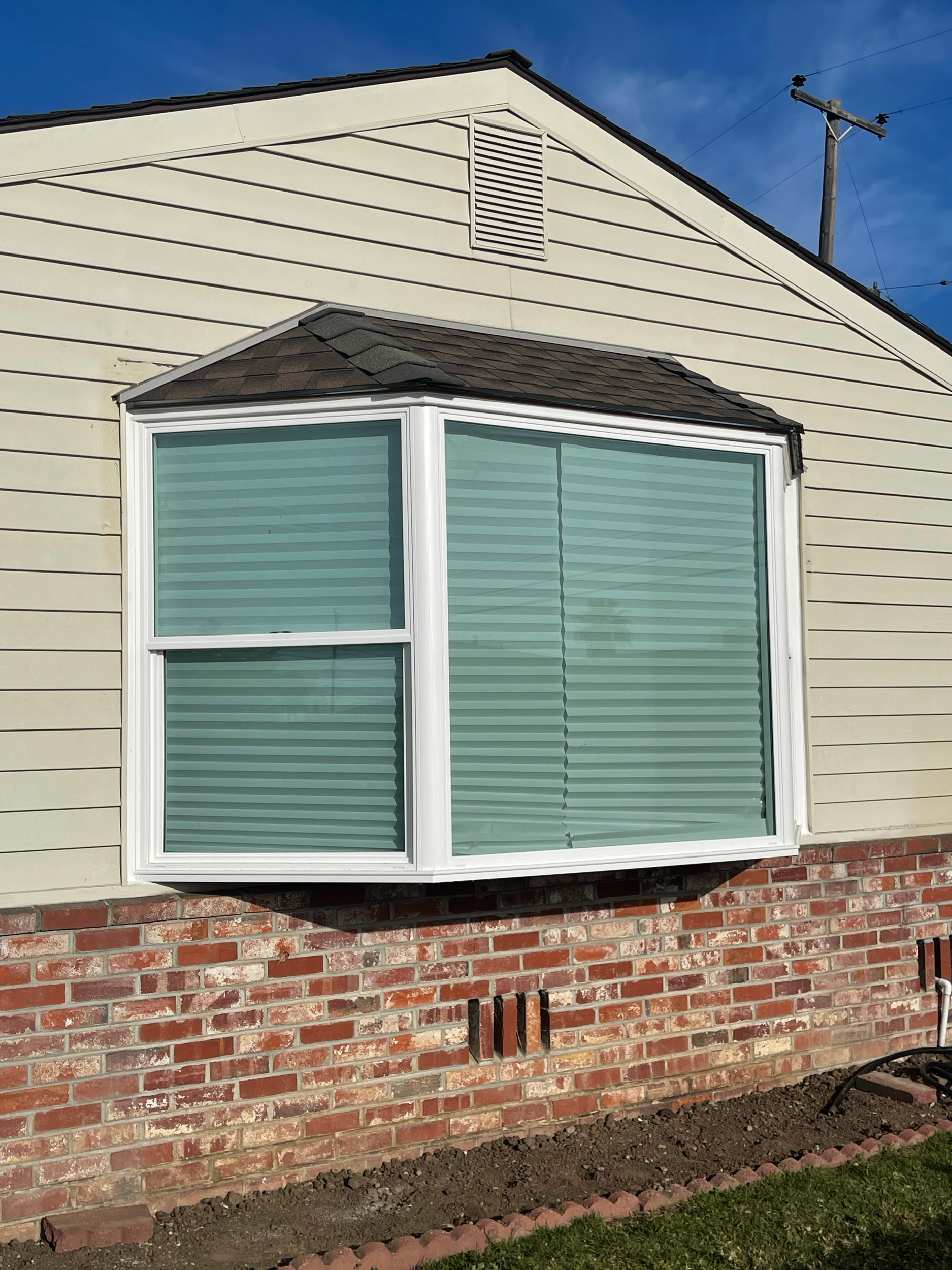 Burlingame - Bay window W/ new roof