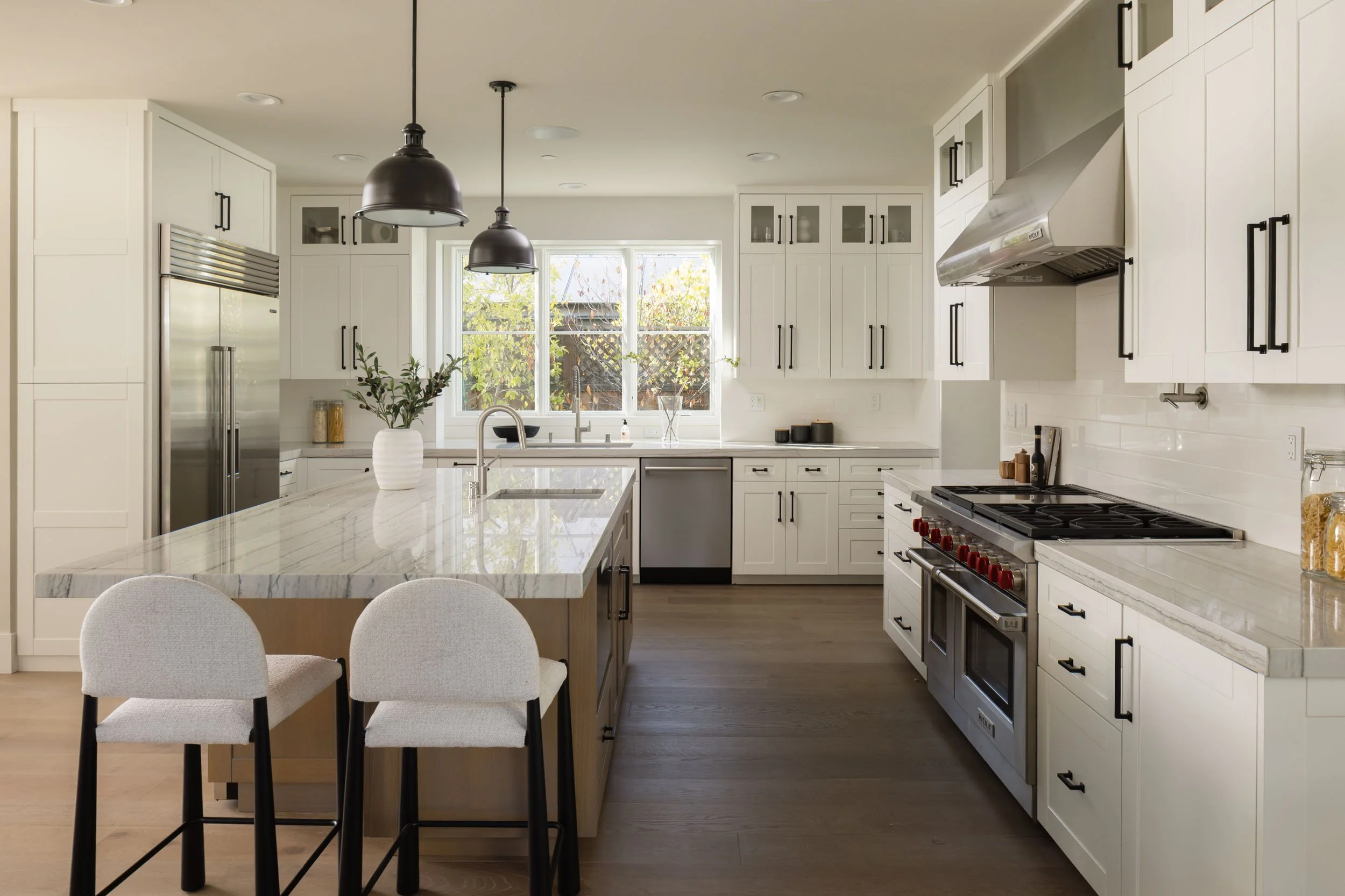 Photo by Peter Lyons