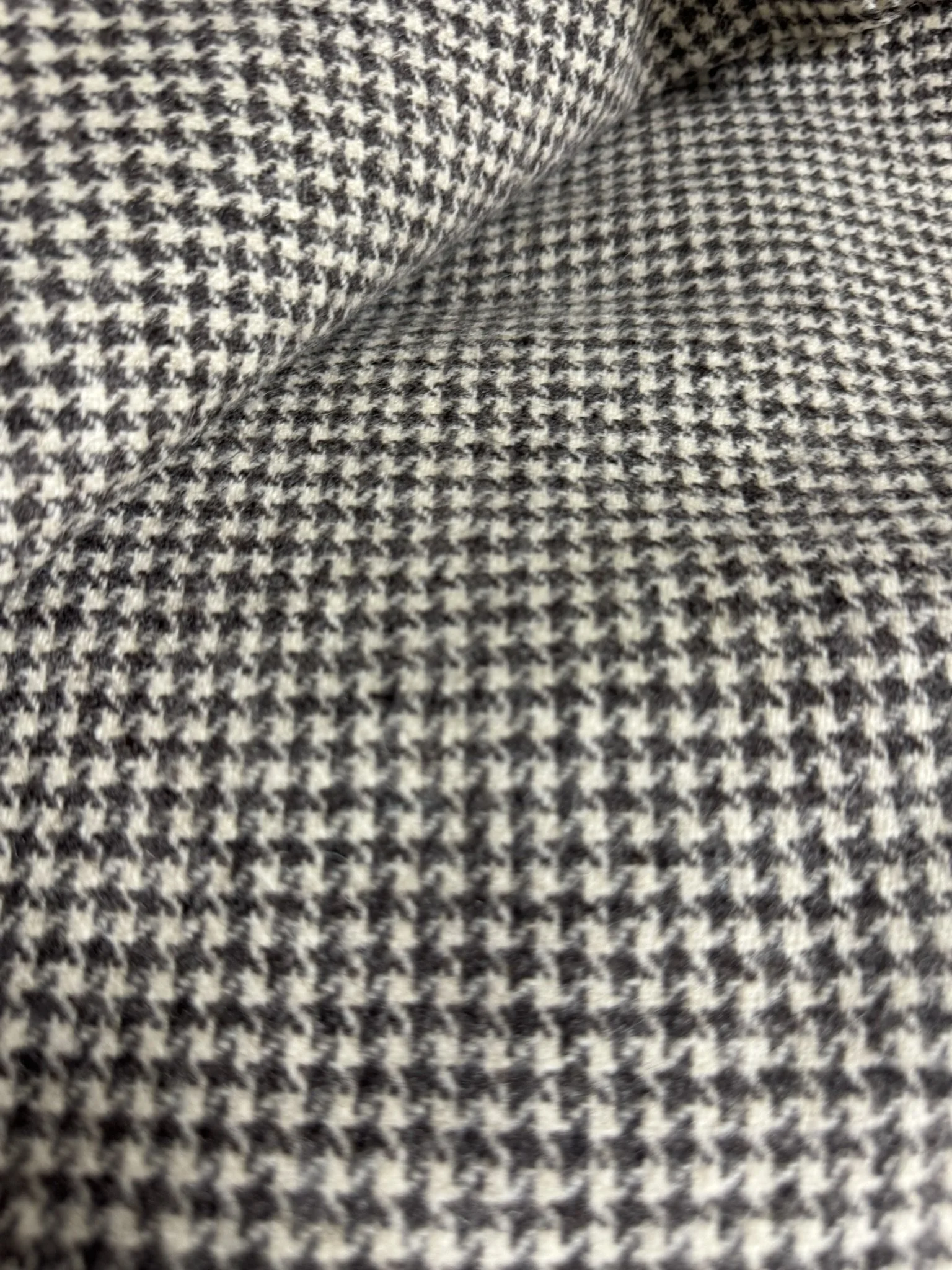 Fuzzy Feeling Black Houndtooth 1 yard
