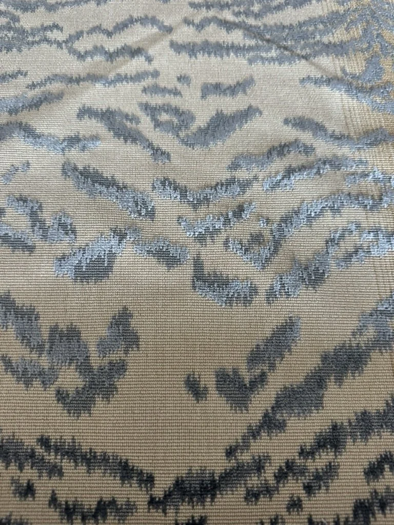 Cowtan & Tout Velvet Rajah Blue