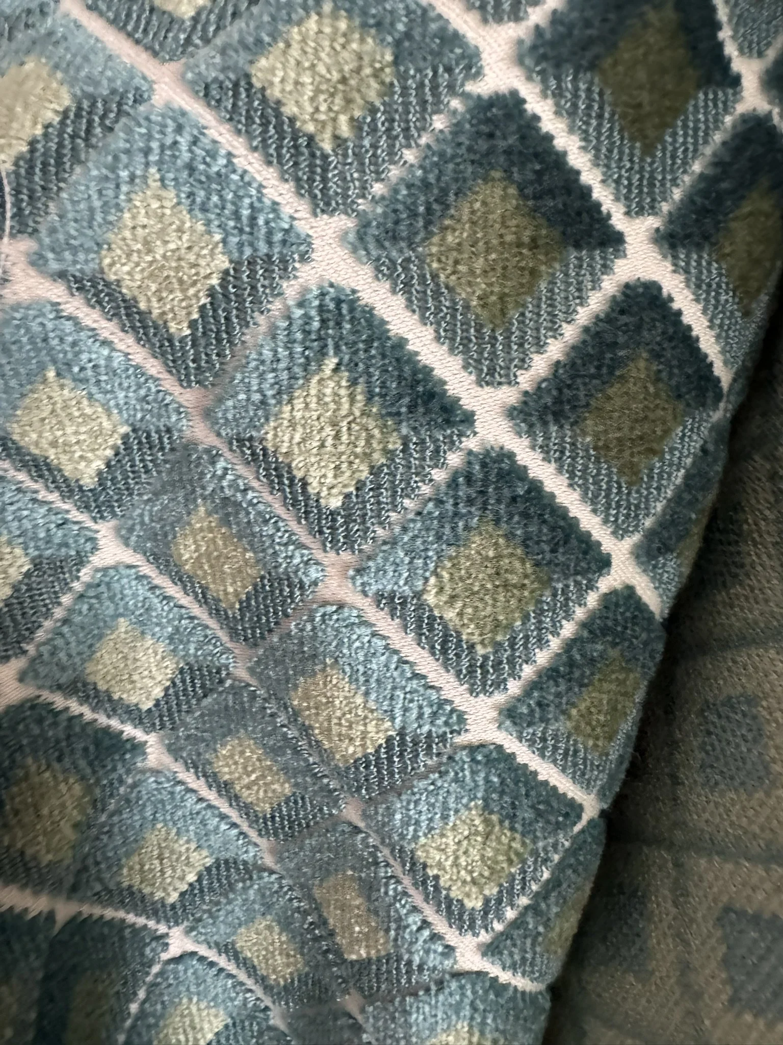 Tealy Blue Diamond Cut Velvet
