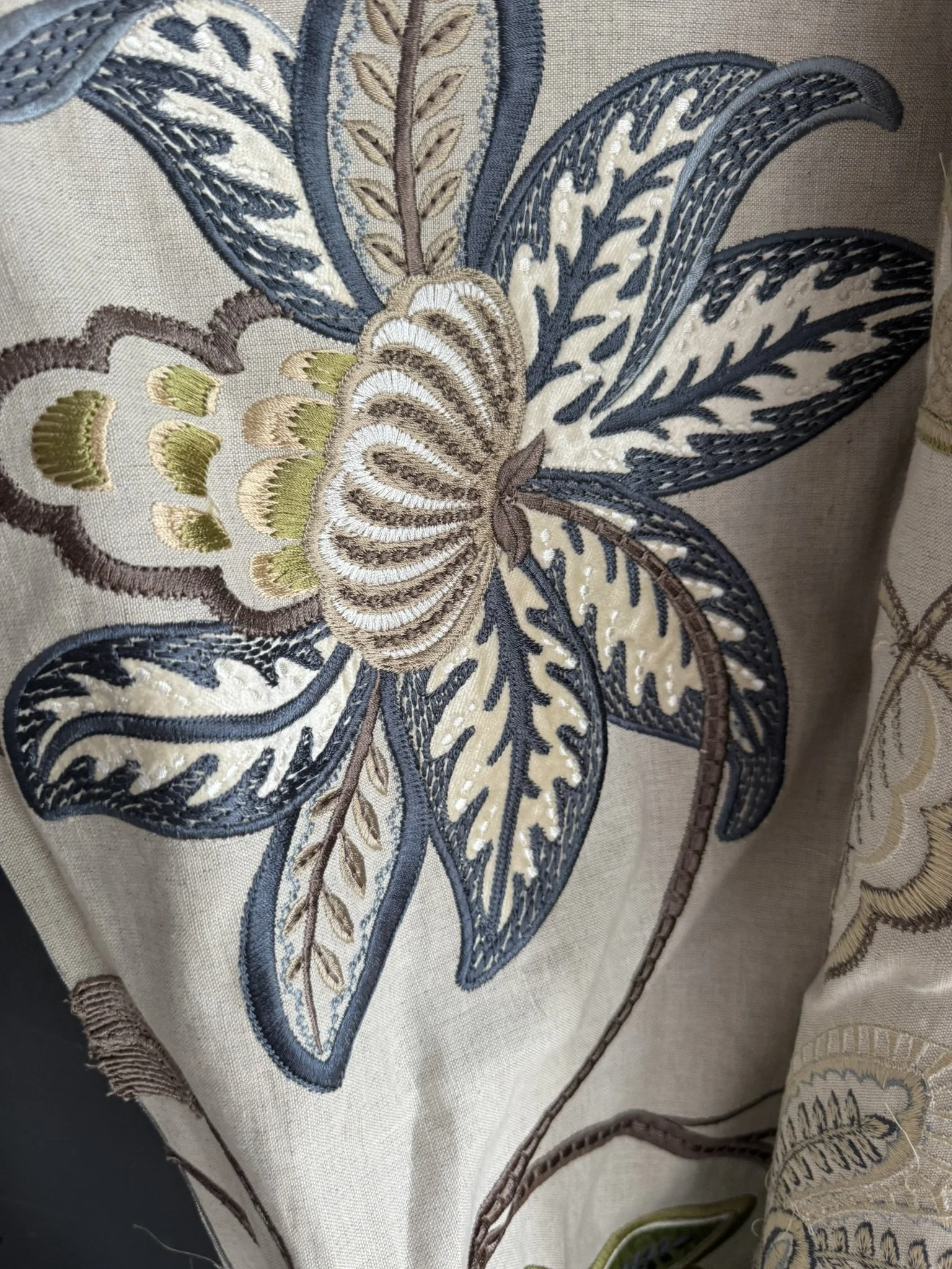 Really Pretty Floral Embroidered