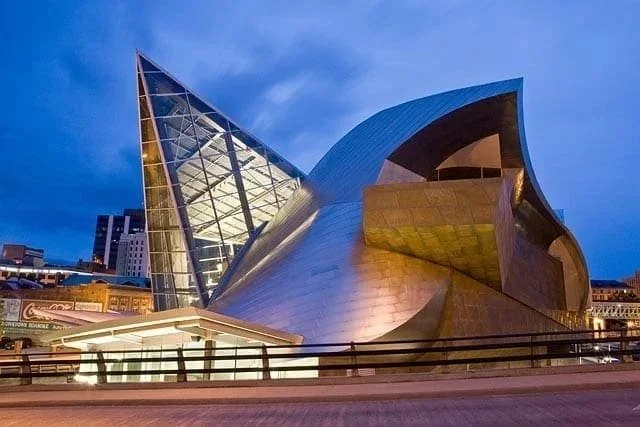 Taubman 68th Annual Sidewalk Art Show