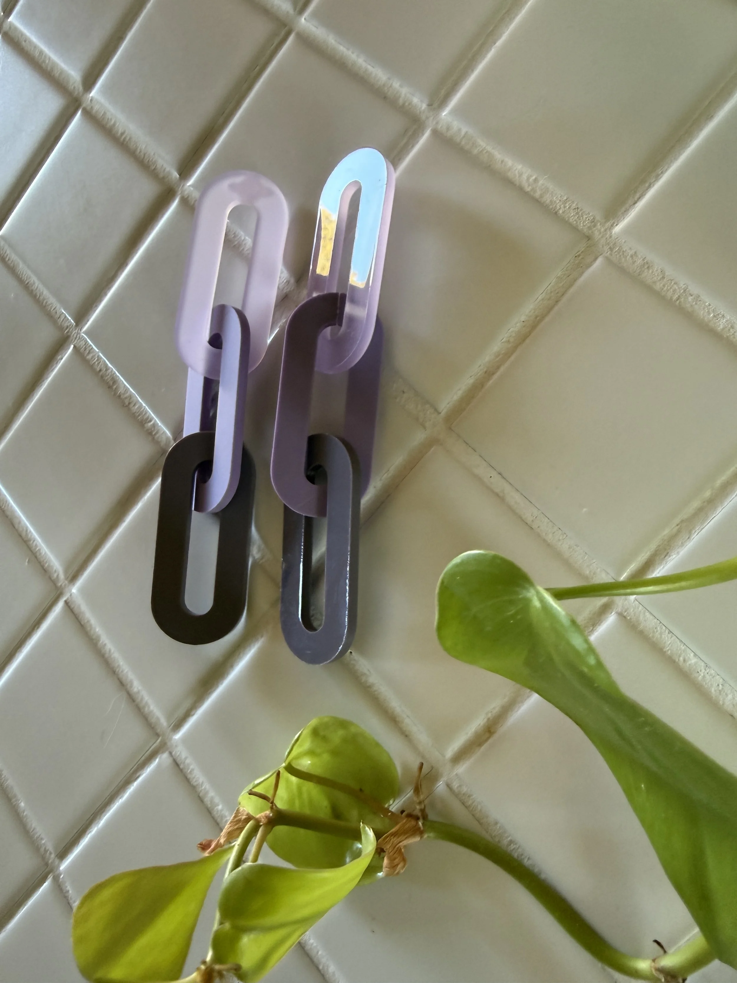 Spano Earring in Lavender & Smoky Purple (Maxi & Midi)