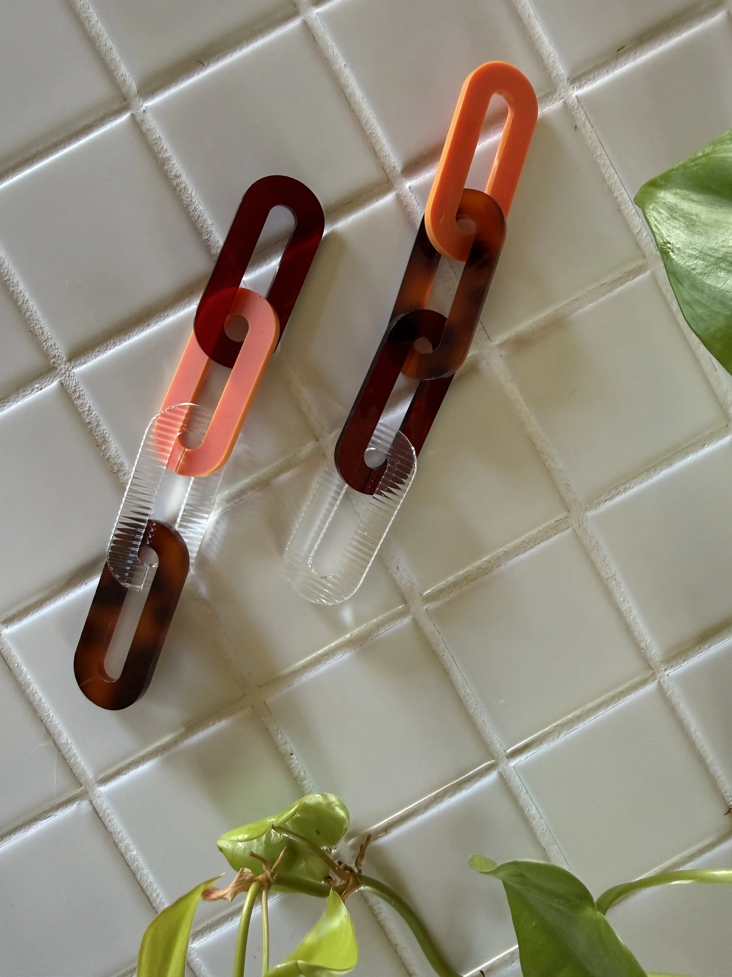 Spano Earring in Guava, Transparent Burgundy, Tortoiseshell, & Ribbed Clear XTRA LONG