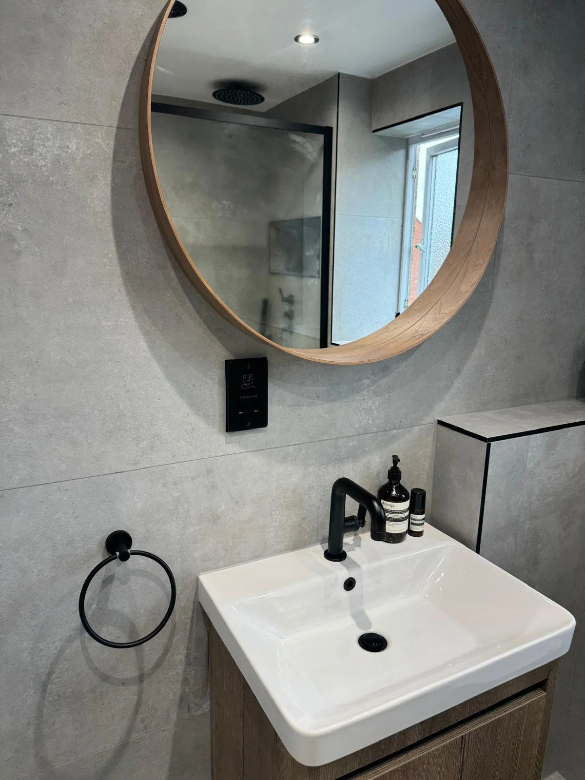 Modern bathroom installation Nottingham