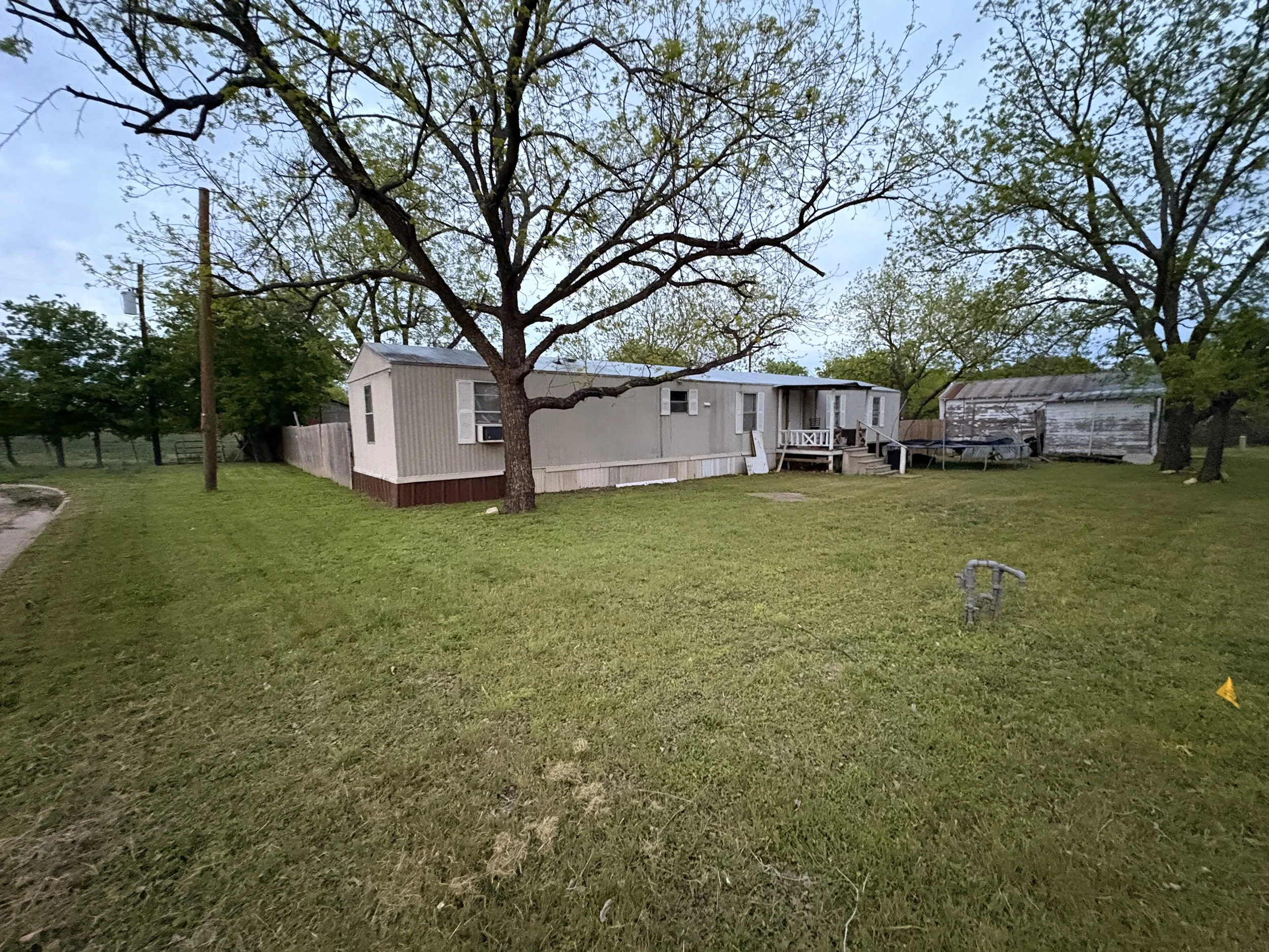 Basic Service (Mowing, Weed eating, Trash)