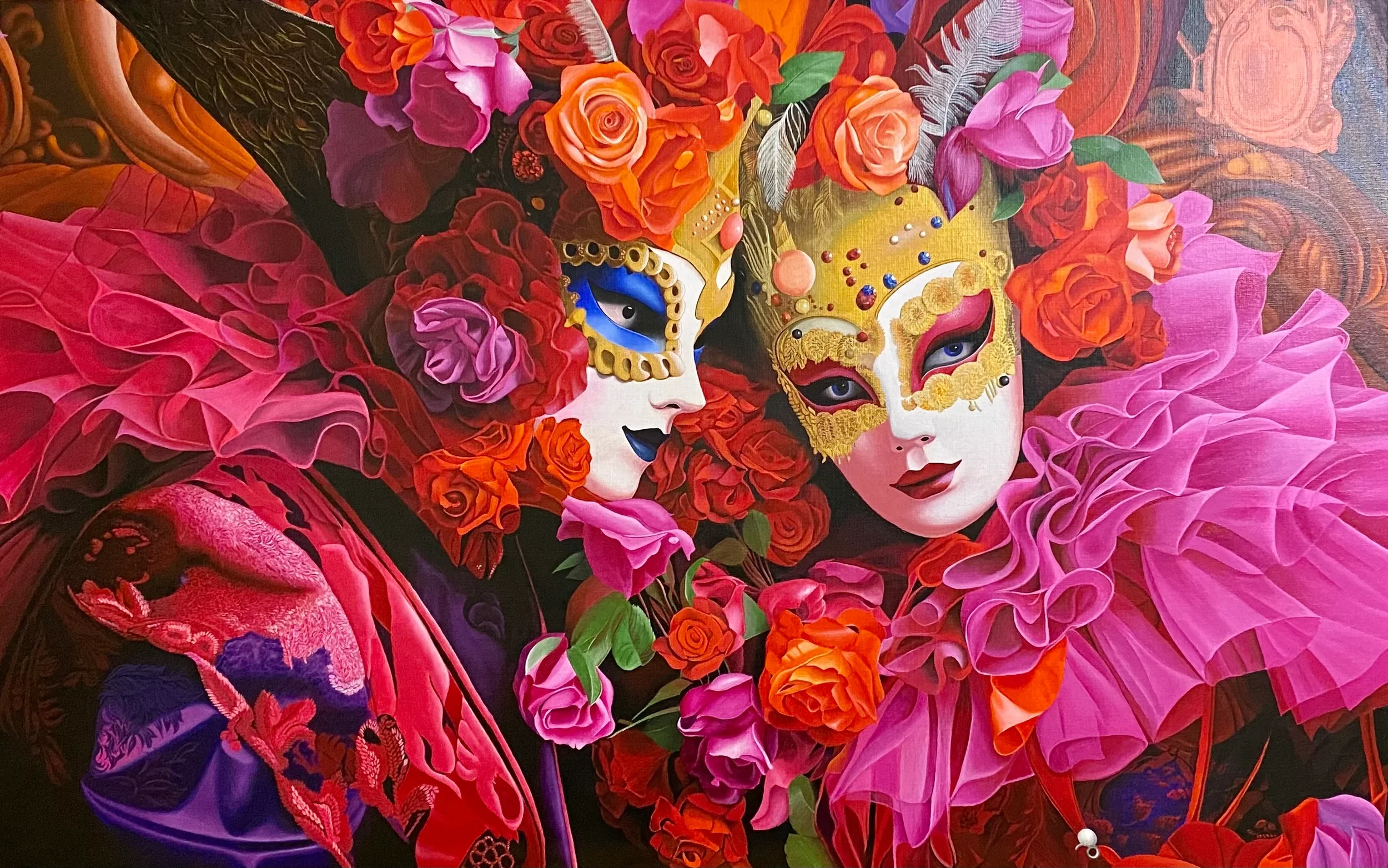 Tableau original représentant deux personnages masqués du carnaval de Venise dans un tourbillon de roses multicolores, peint à l'acrylique sur toile par l'artiste peintre Lydia Mériaux — art réaliste — œuvre unique disponible à la vente