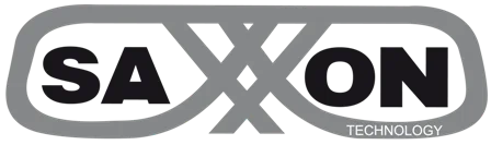 Logotipo de la marca Saxxon en gris con letras negras