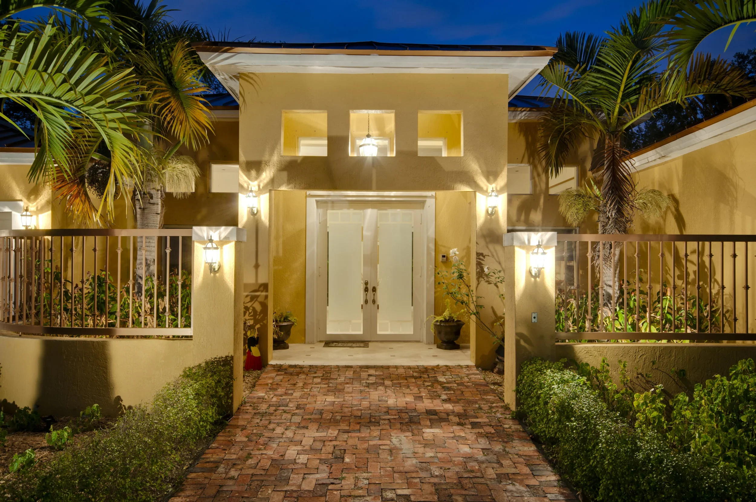 Preferred Landscapes Design & Planning

Outdoor Lighting Company Central Florida | Landscape Lighting Design & Installation | Landscape Lighting Orlando FL | LED & Low Voltage Landscape Lighting | Serving Central Florida Including: Orlando, Windermer