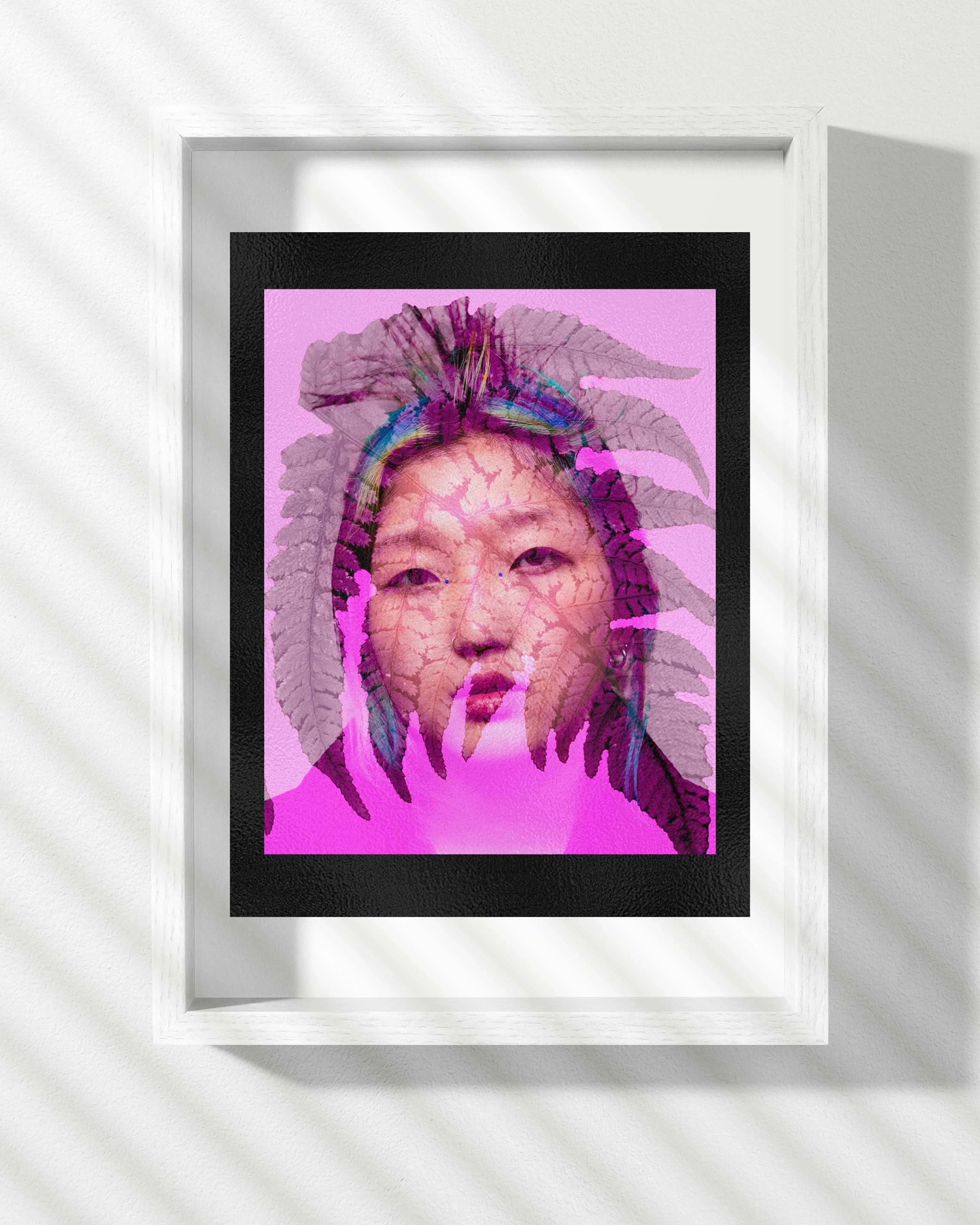Pink-leaf-wooden-frame.jpg