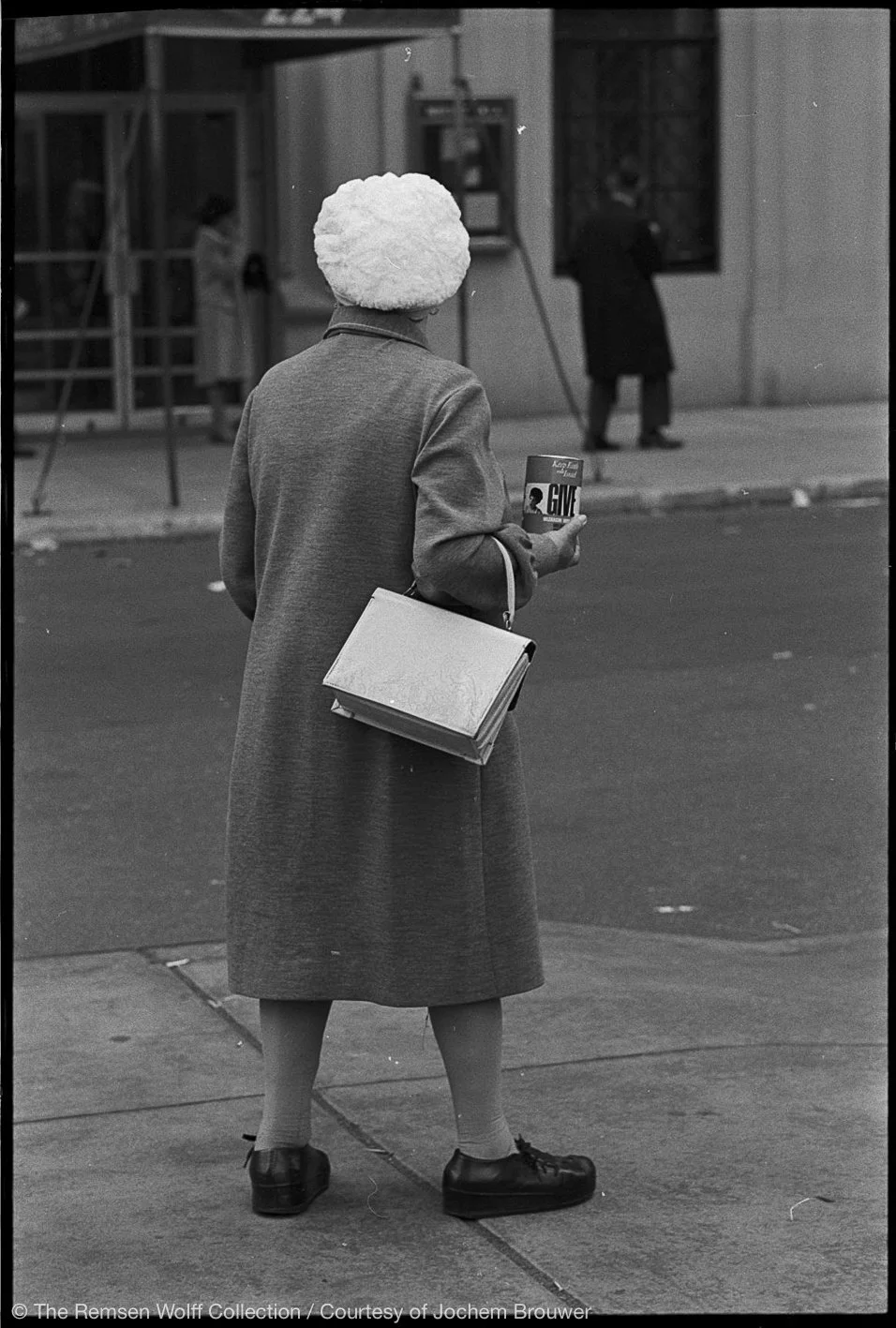 '74 E57-322 37-2.jpg