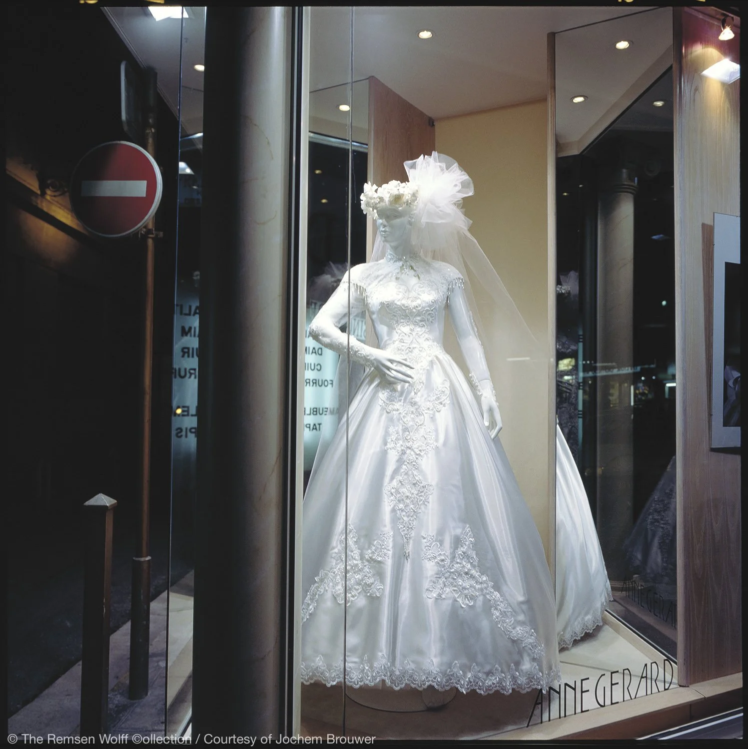 '90-11-4E-34-19 LR.jpg