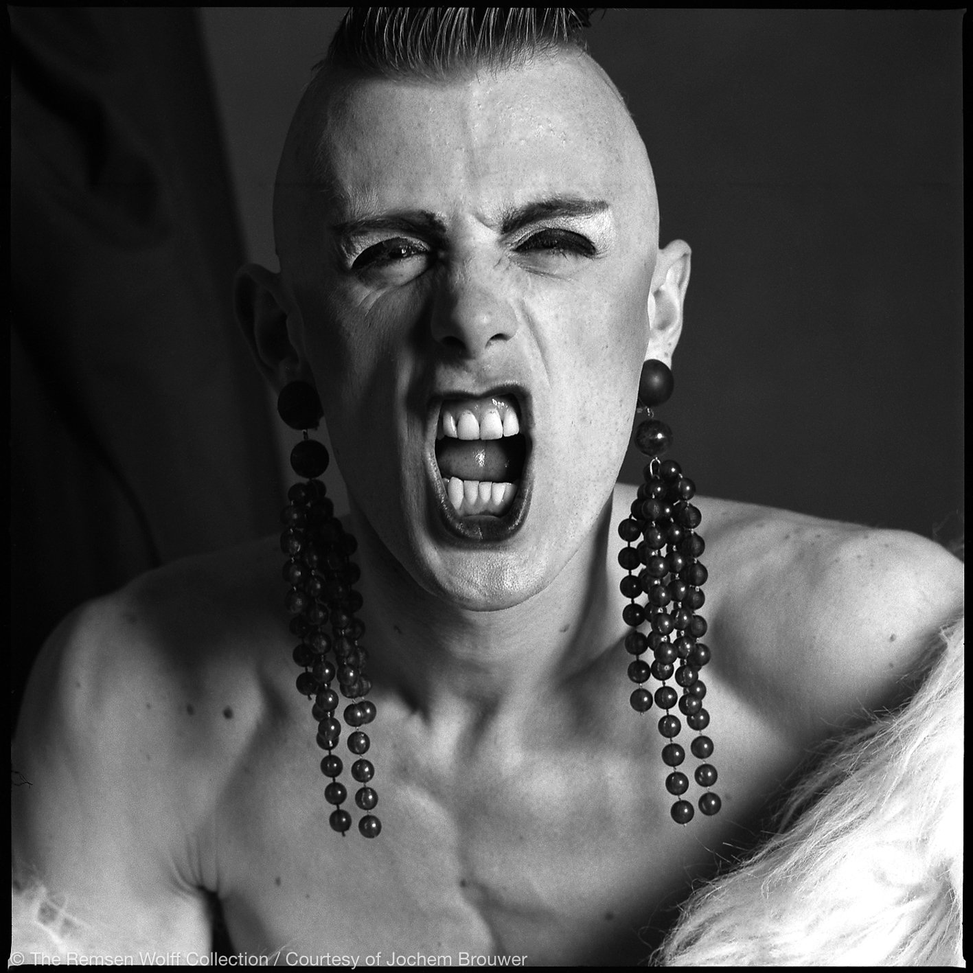 33 1811 30, Vera Springveer-2.jpg