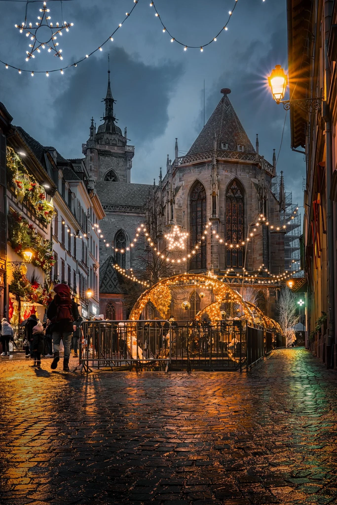 Collegiale de Colmar pendant le marché de Noël